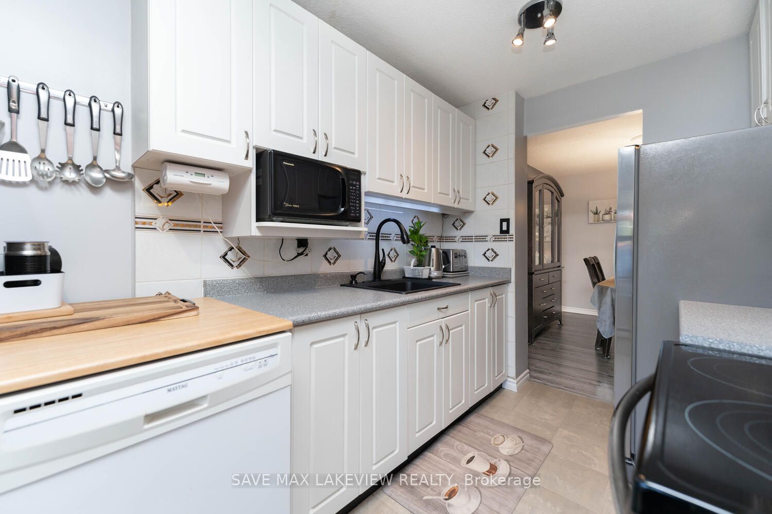 18 Knightsbridge Rd, ##104