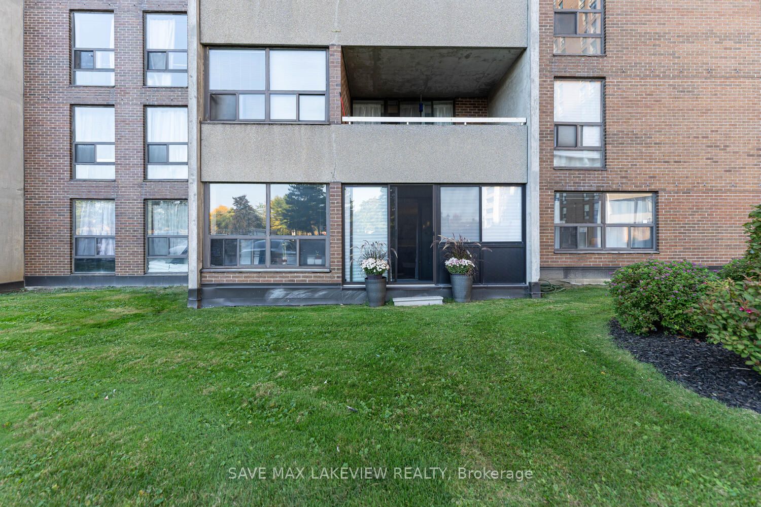 18 Knightsbridge Rd, ##104