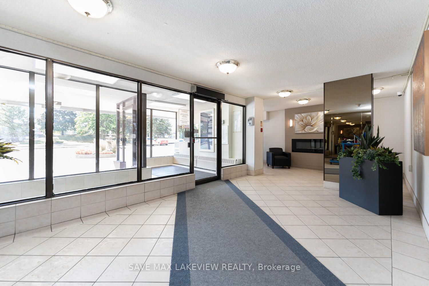 18 Knightsbridge Rd, ##104