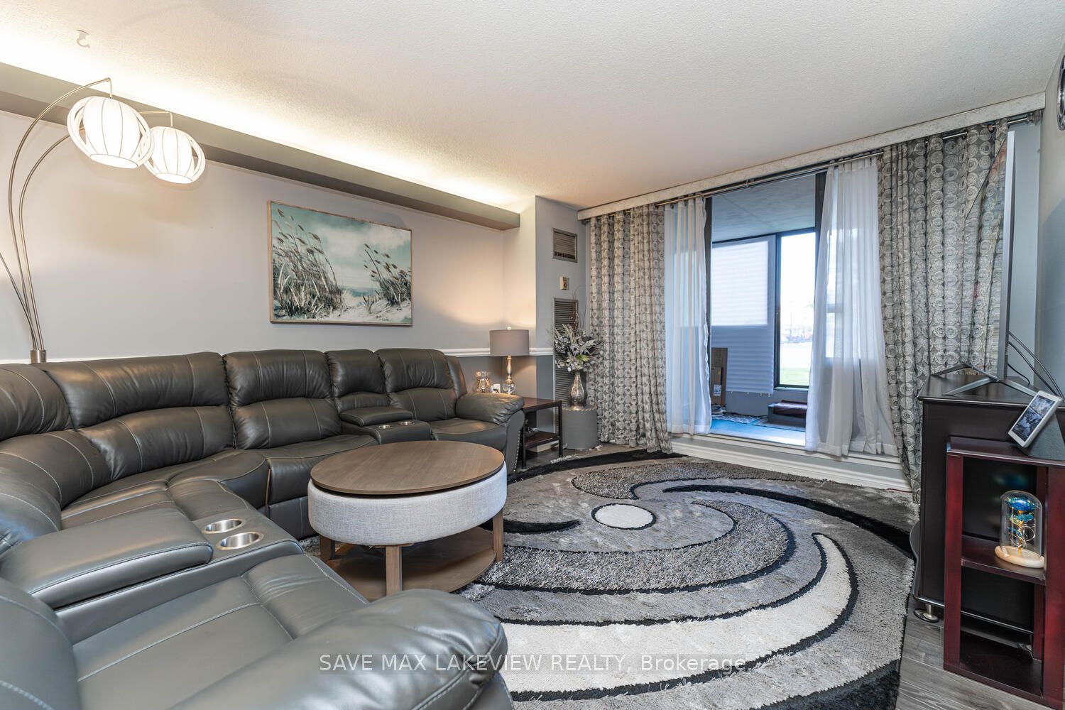 18 Knightsbridge Rd, ##104