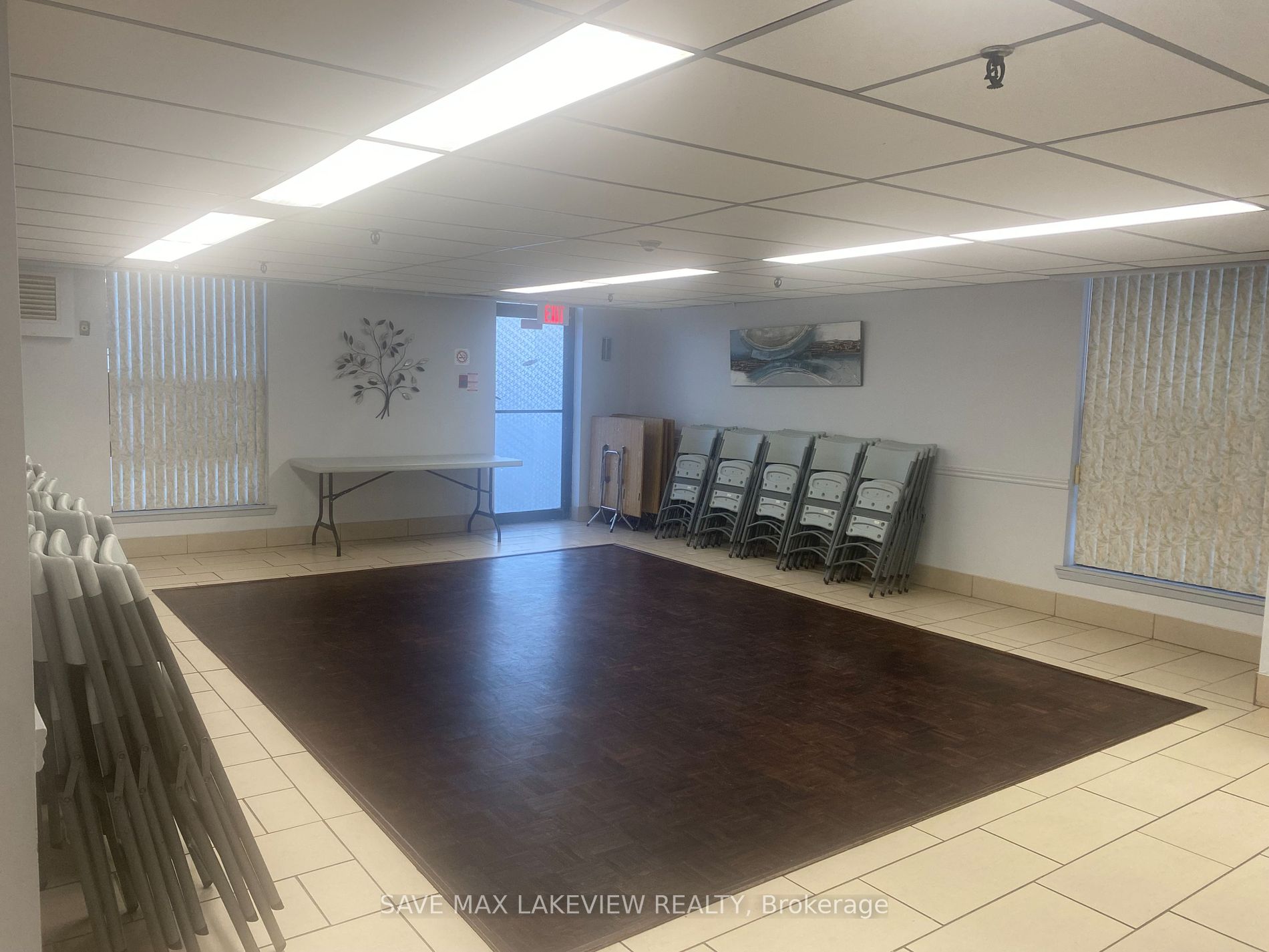 18 Knightsbridge Rd, ##104