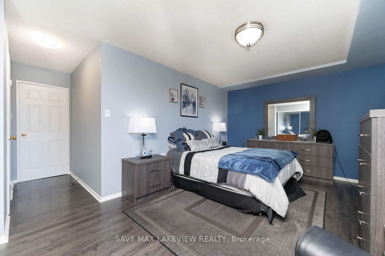 18 Knightsbridge Rd, ##104