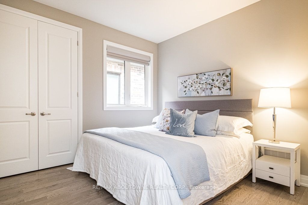 1456 Ford Strathy Crescent