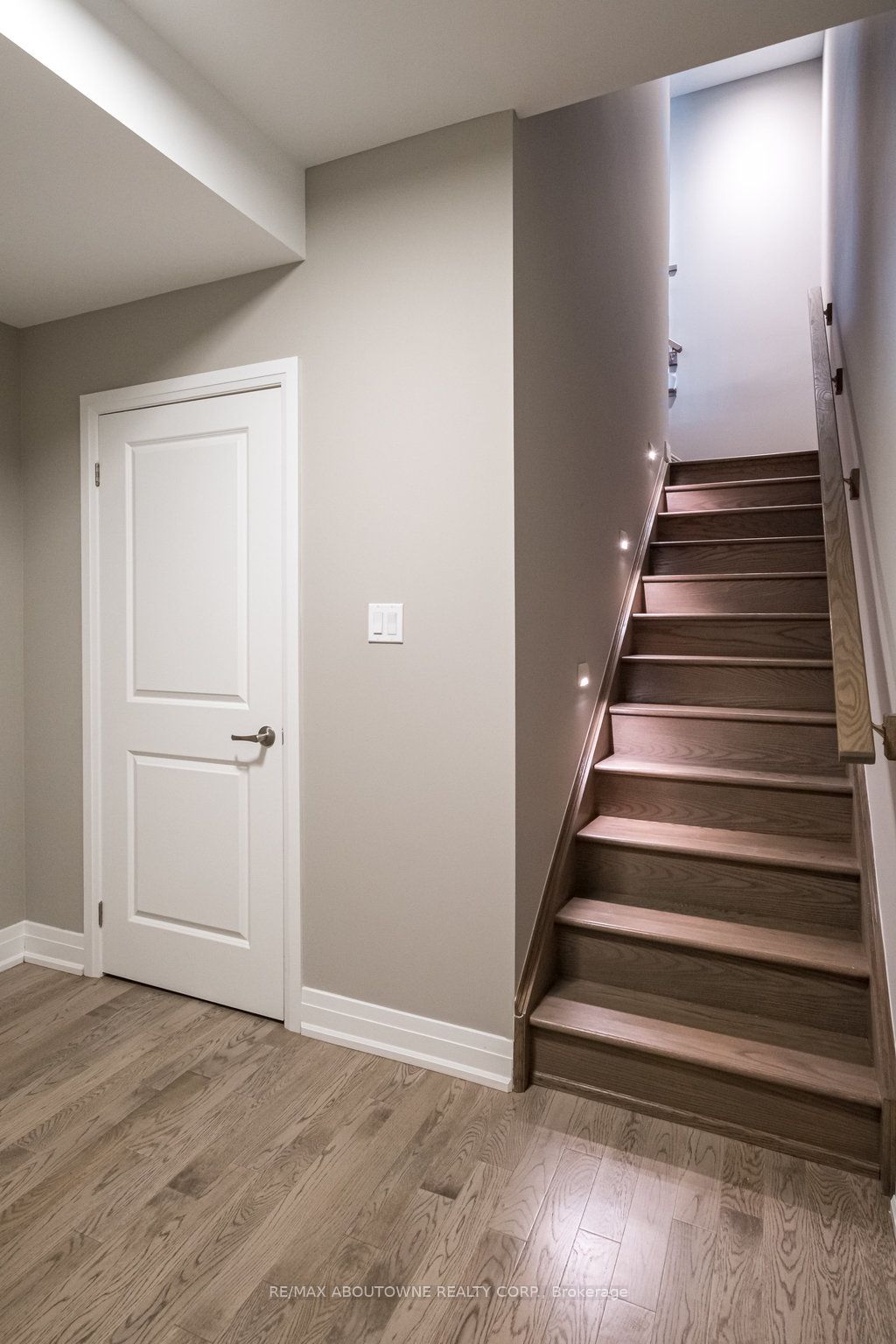 1456 Ford Strathy Crescent