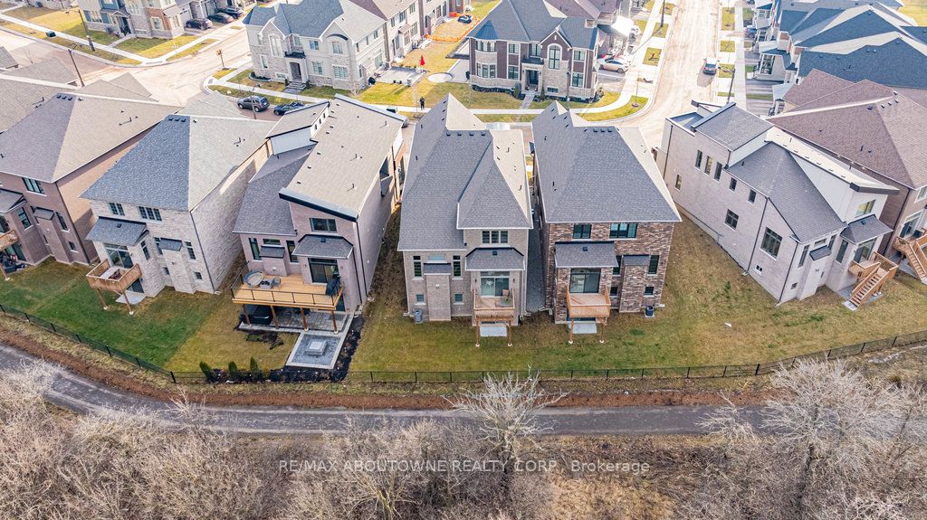 1456 Ford Strathy Crescent
