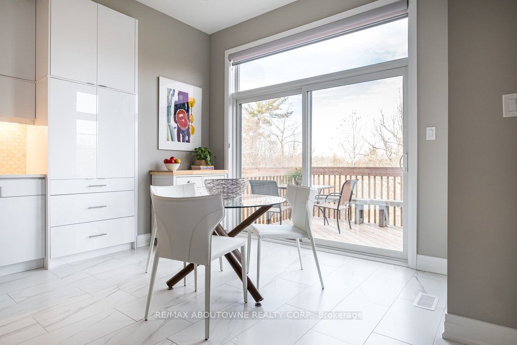1456 Ford Strathy Crescent