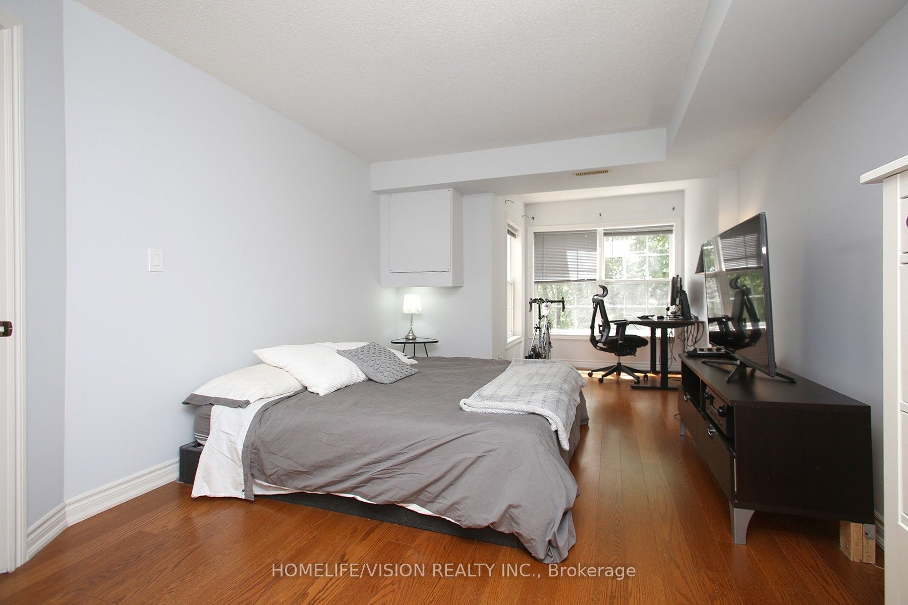 1490 Bishops Gate, #412