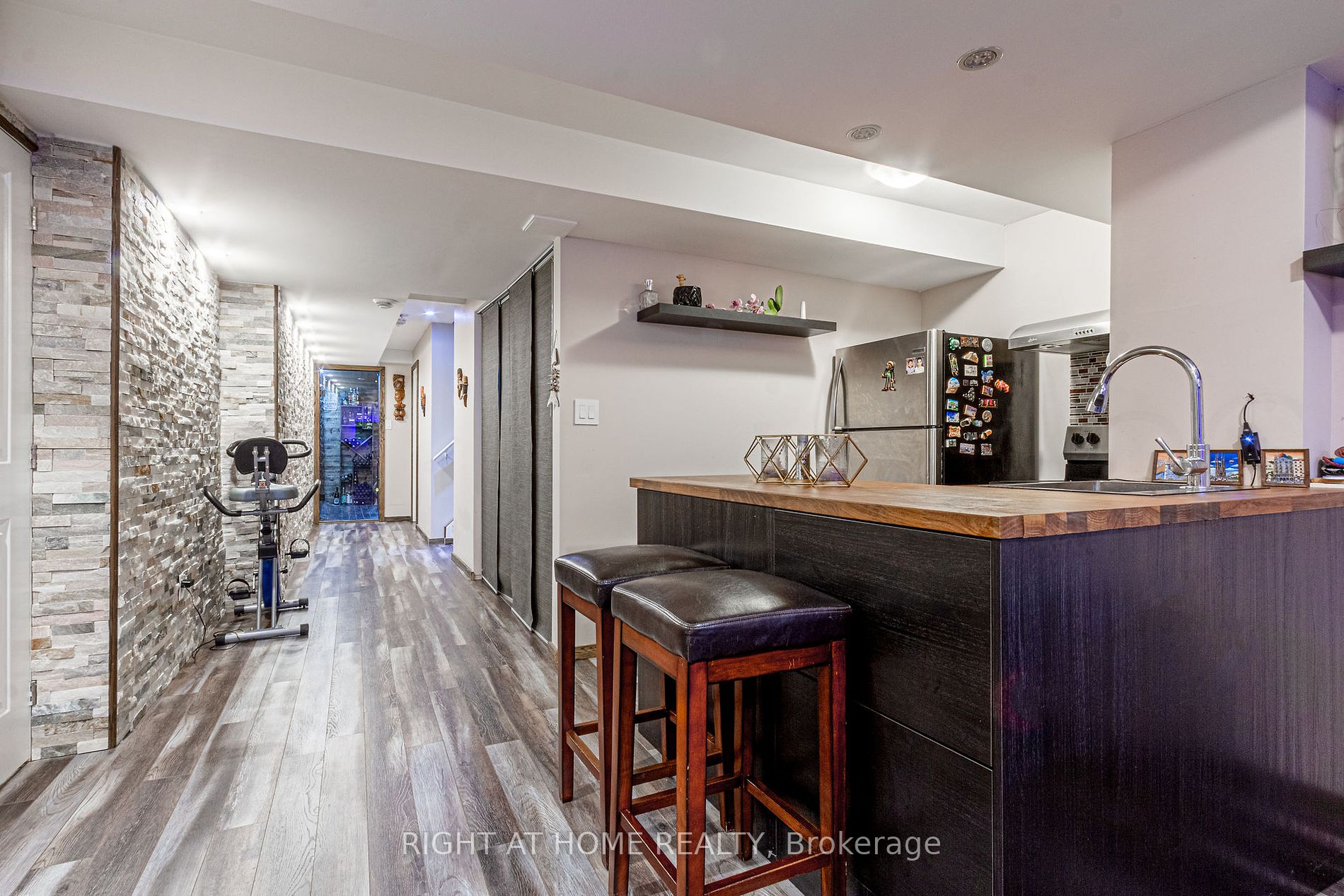 1192 Raspberry Terrace