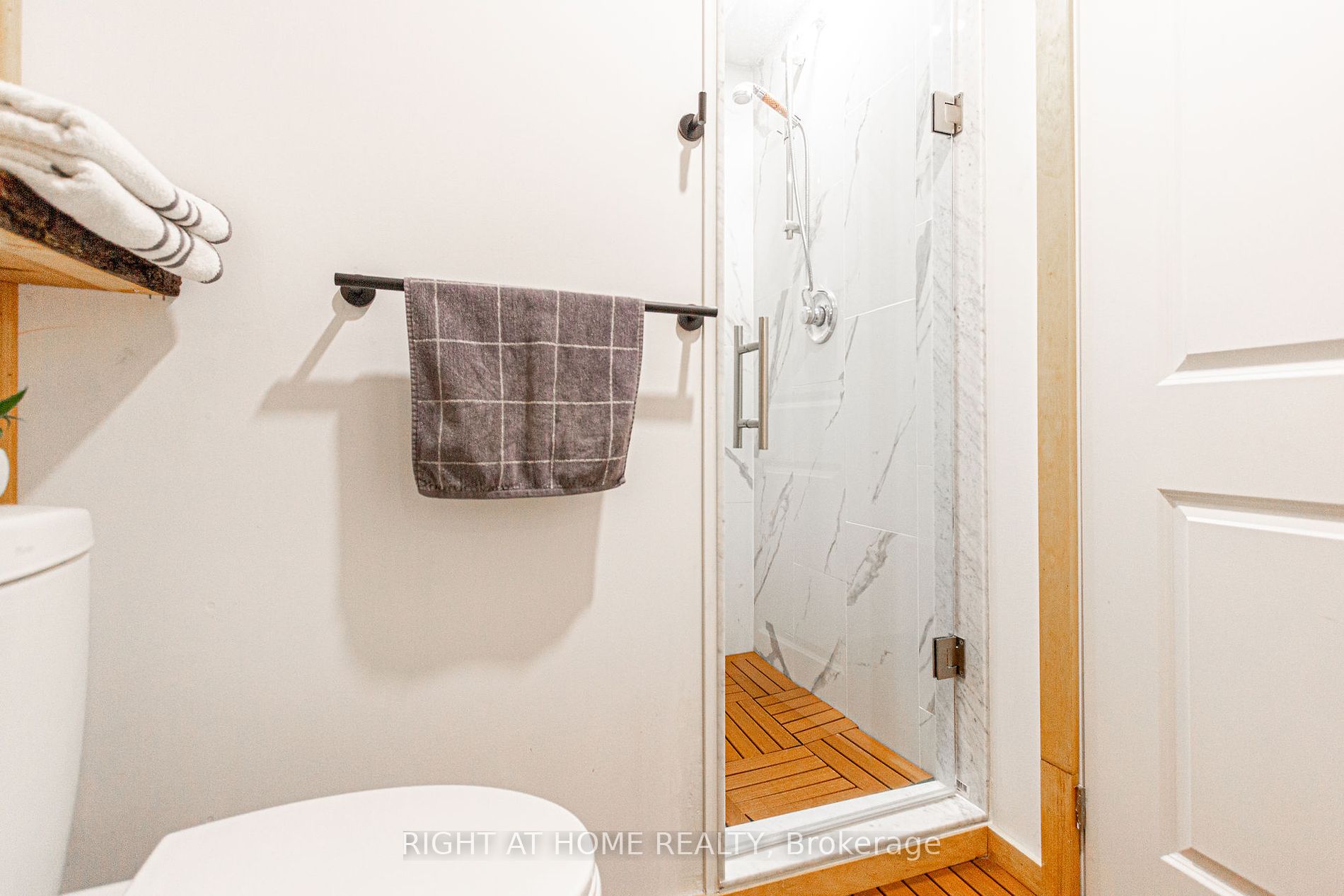 1192 Raspberry Terrace