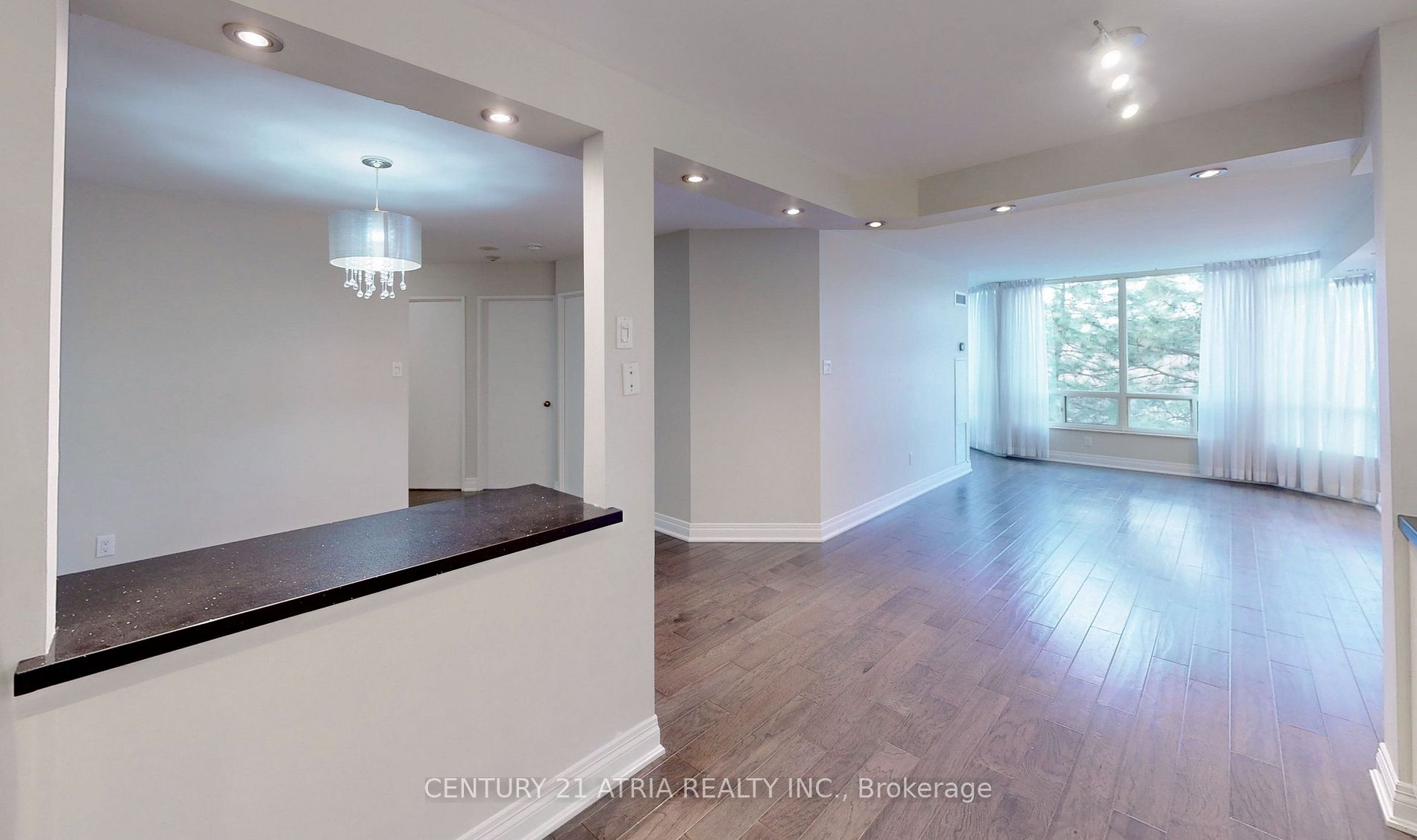 1320 Islington Ave, #405