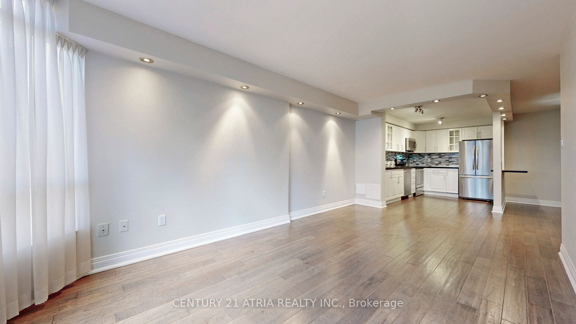 1320 Islington Ave, #405