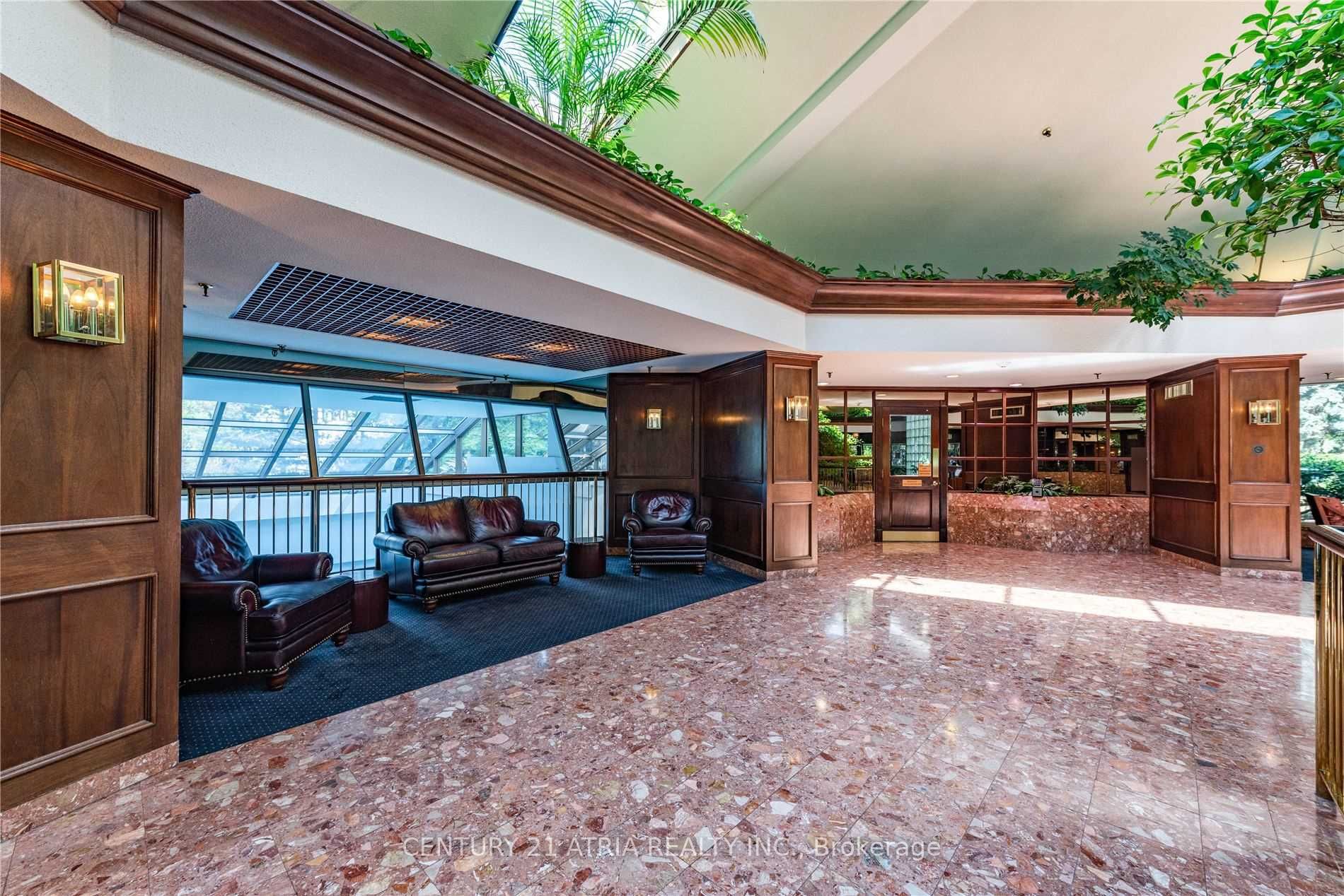 1320 Islington Ave, #405