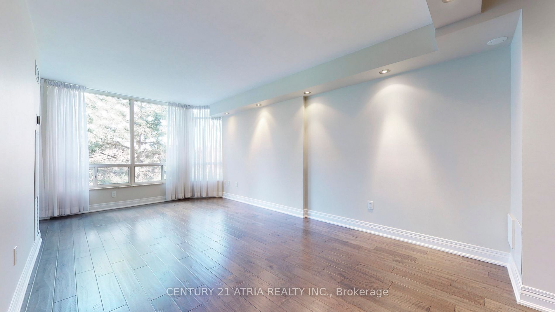 1320 Islington Ave, #405
