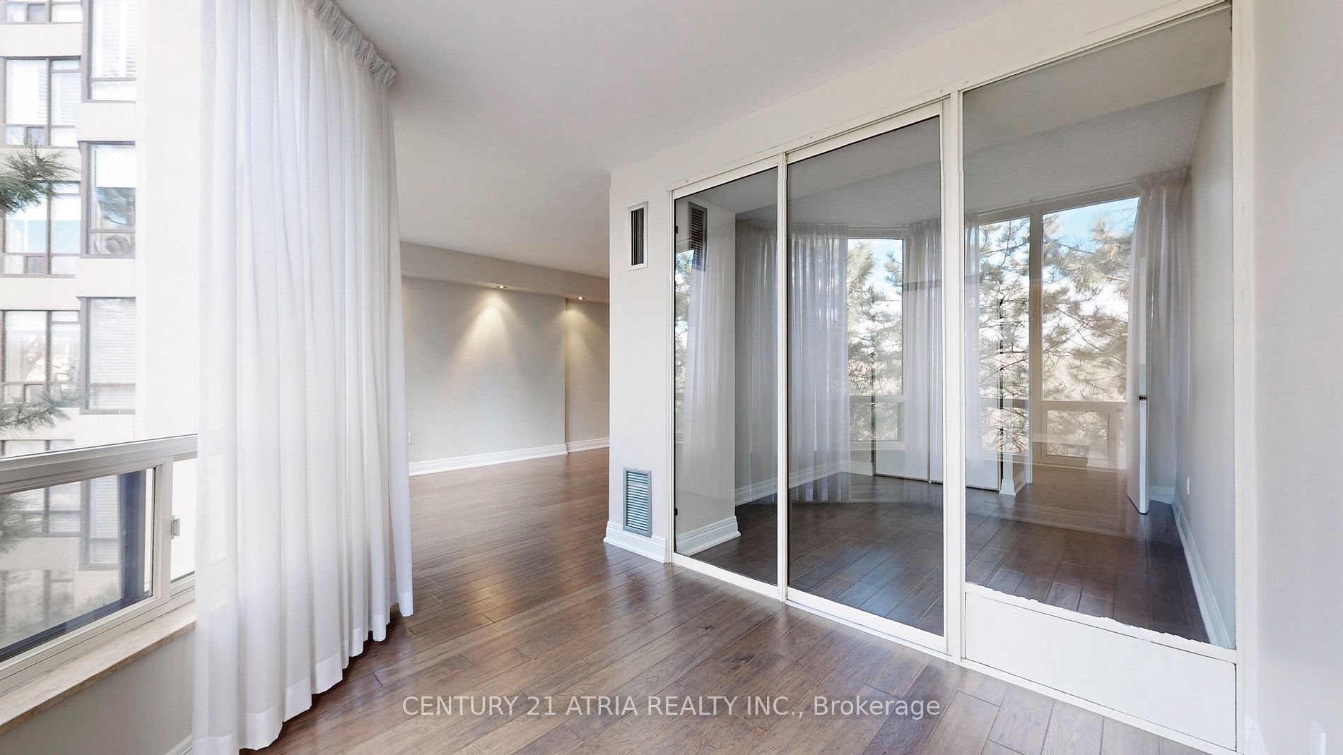 1320 Islington Ave, #405