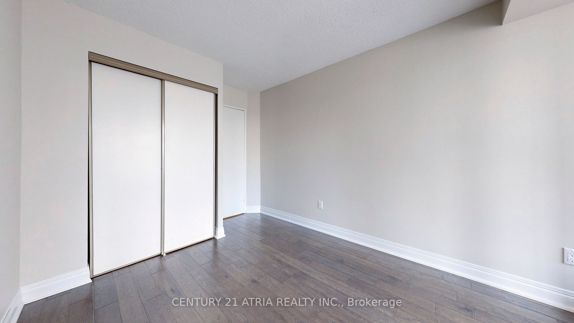 1320 Islington Ave, #405