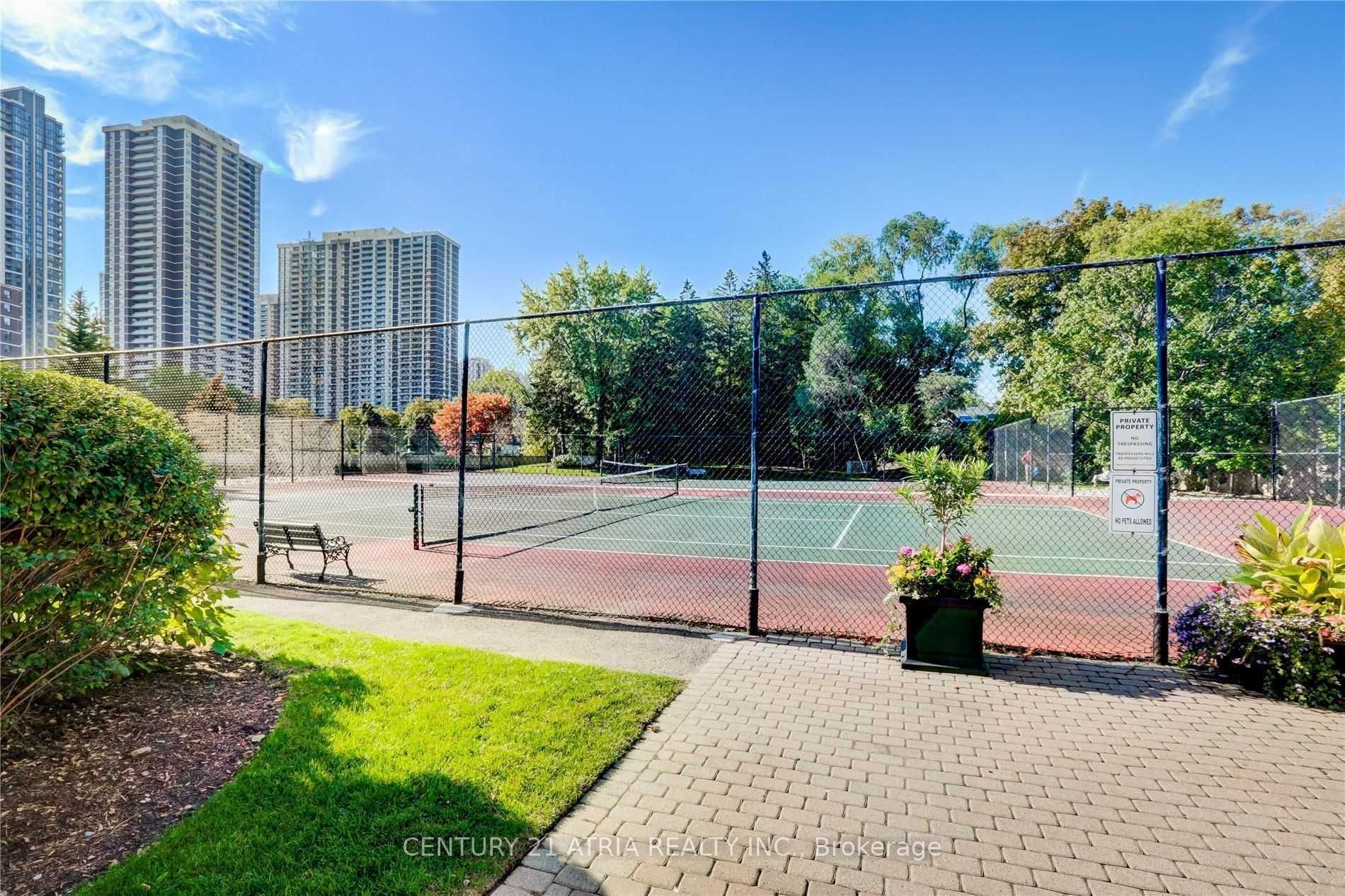 1320 Islington Ave, #405