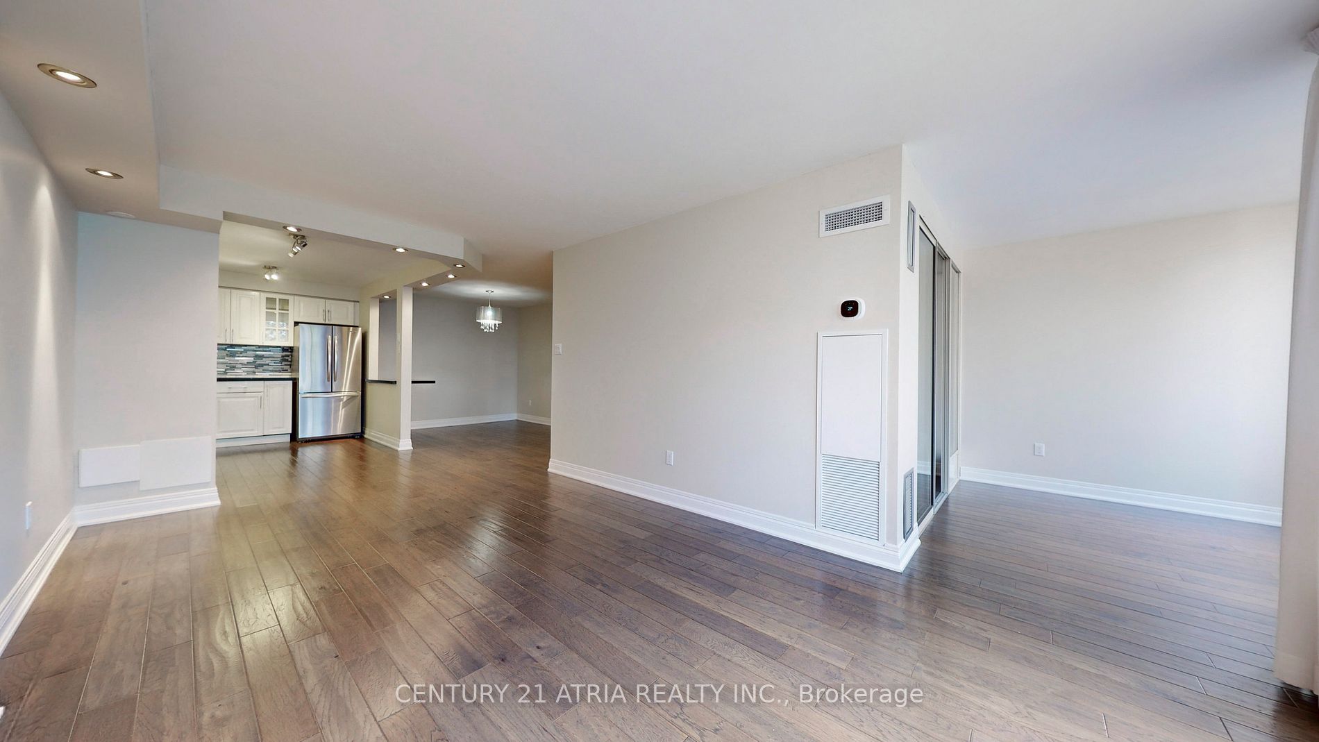 1320 Islington Ave, #405