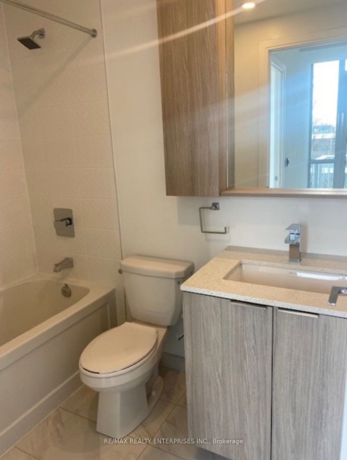 70 Annie Craig Drive #402