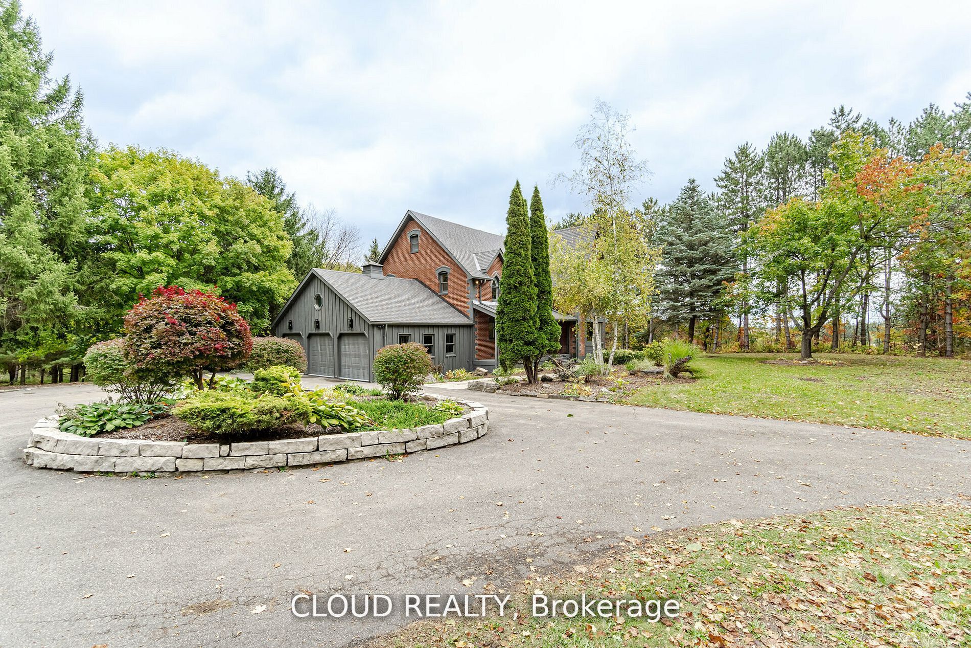 16149 Heart Lake Rd