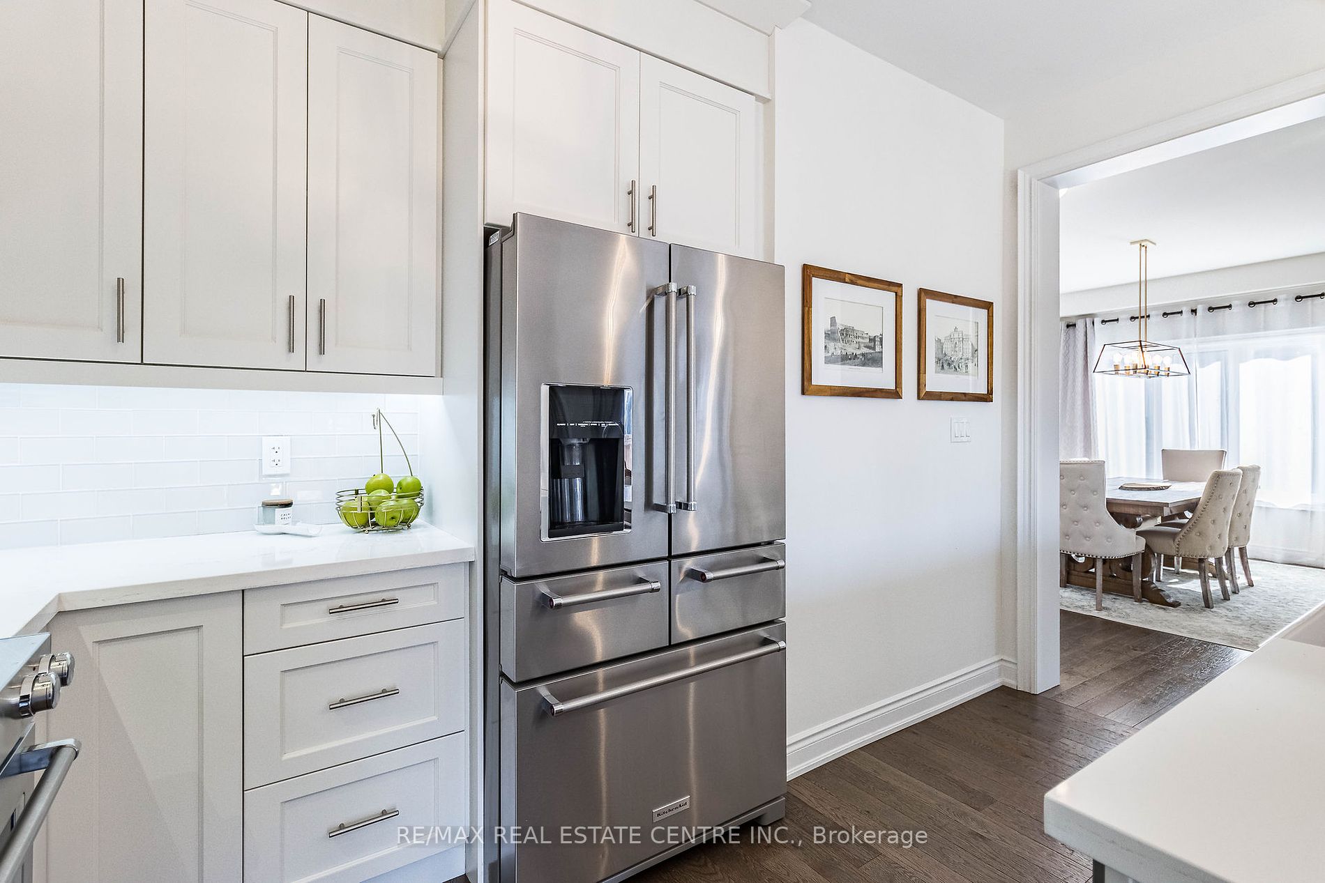 17 Prairie Creek Crescent