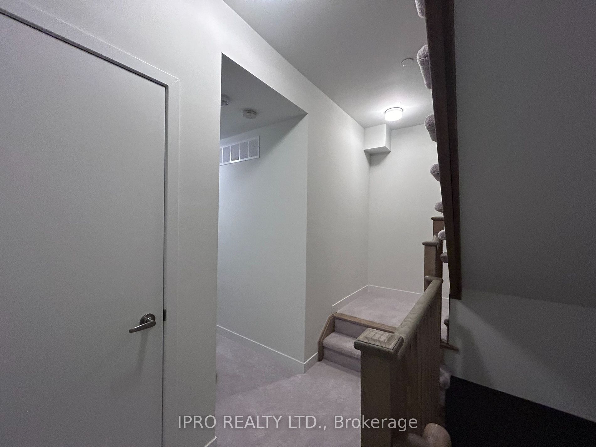 3415 Ridgeway Drive #4