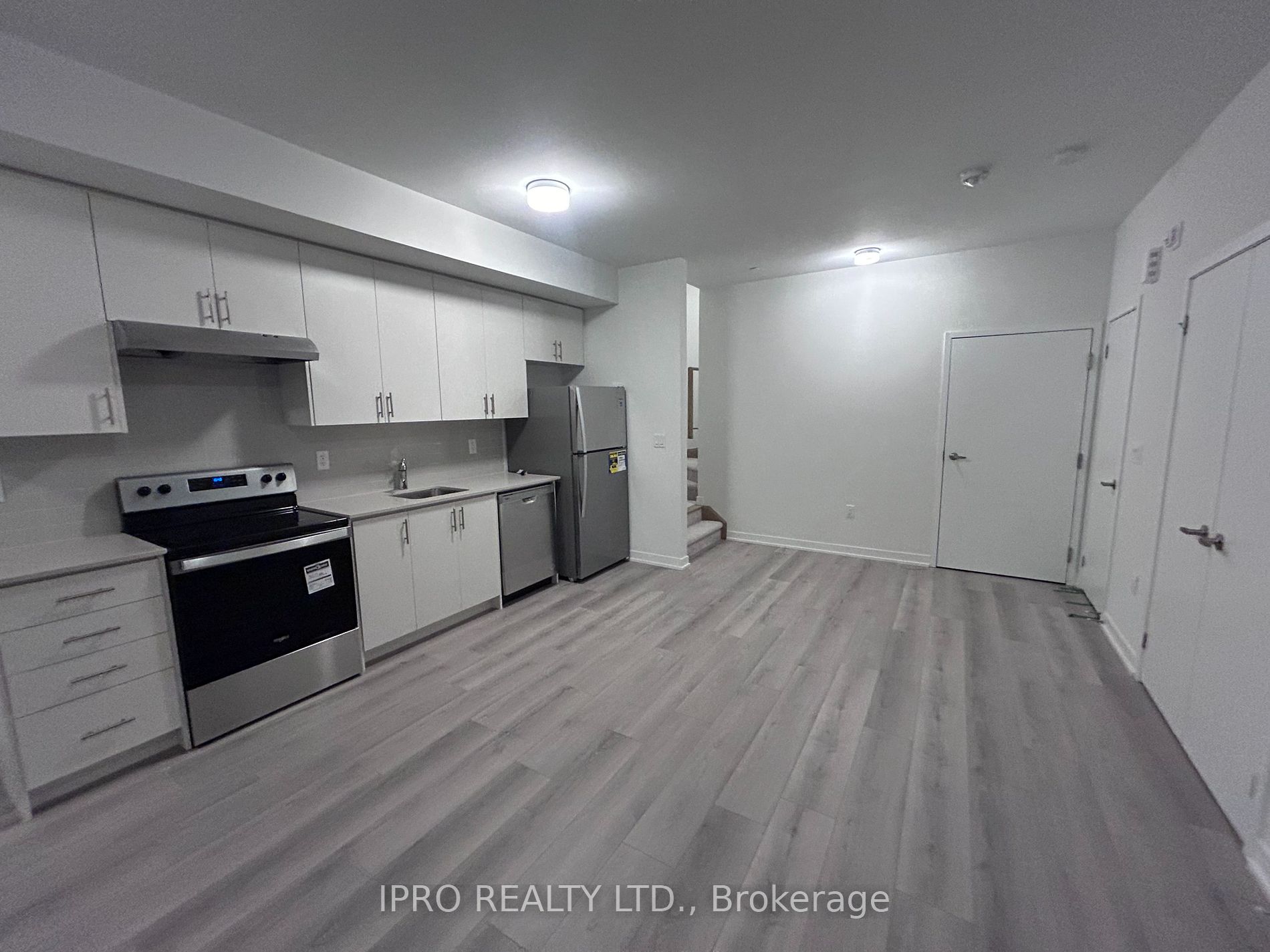 3415 Ridgeway Drive #4