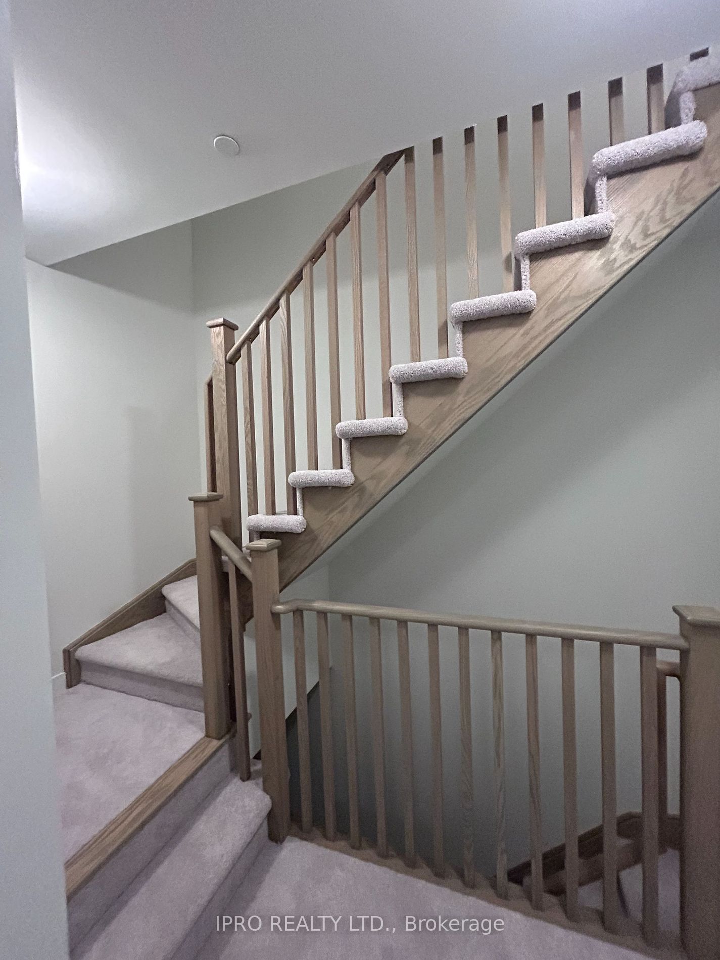 3415 Ridgeway Drive #4