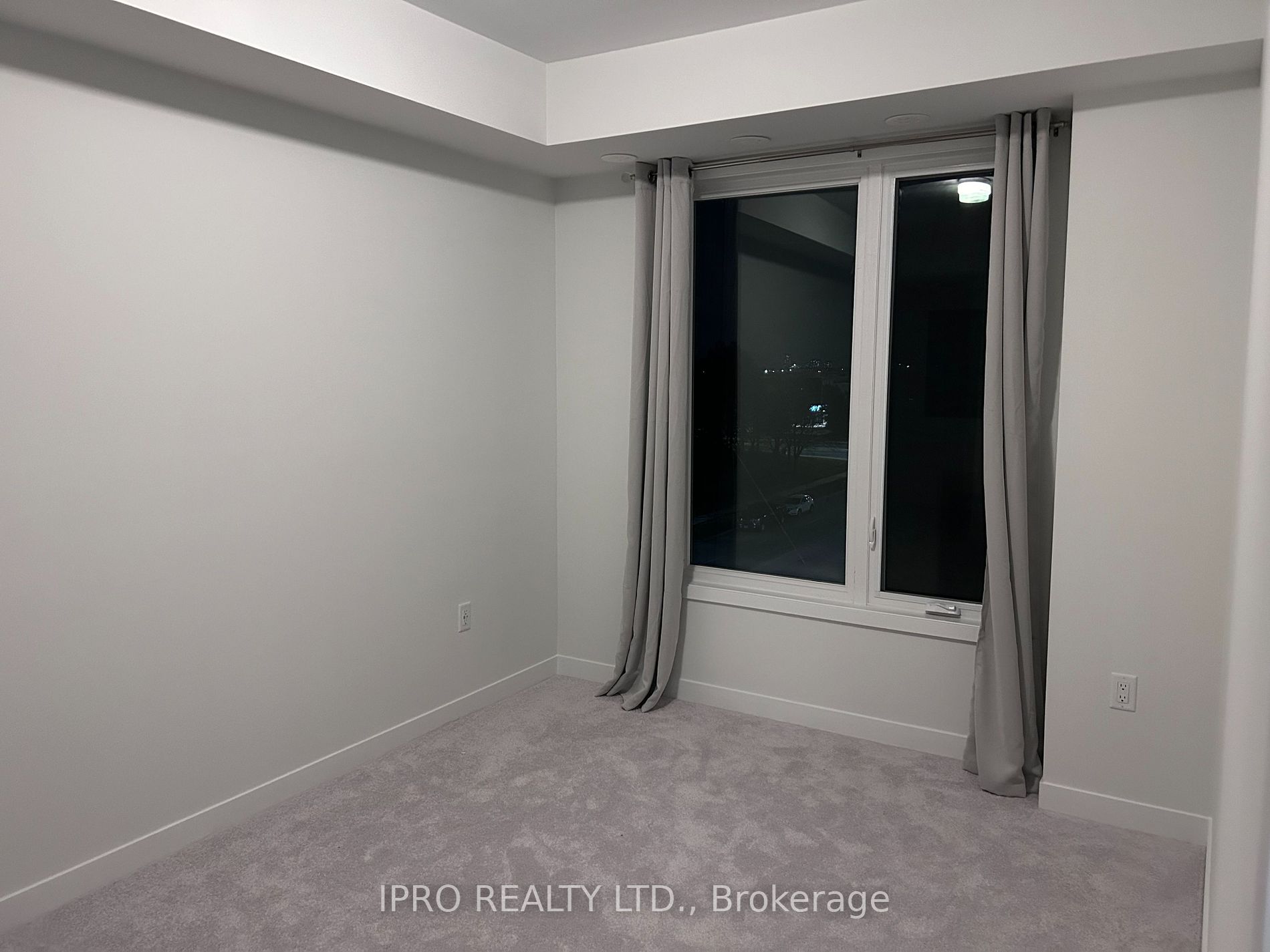 3415 Ridgeway Drive #4