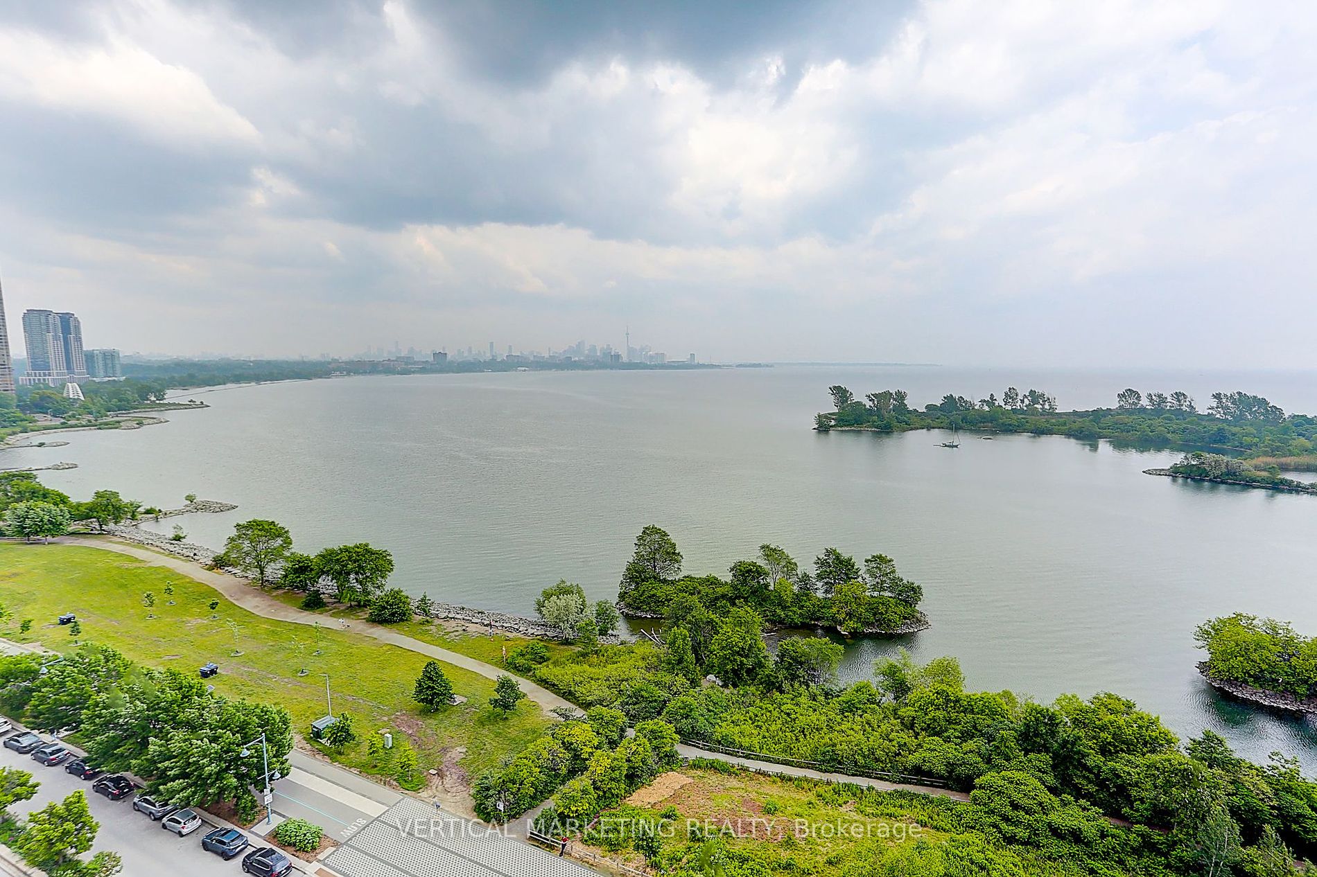 39 Annie Craig Drive, #1416