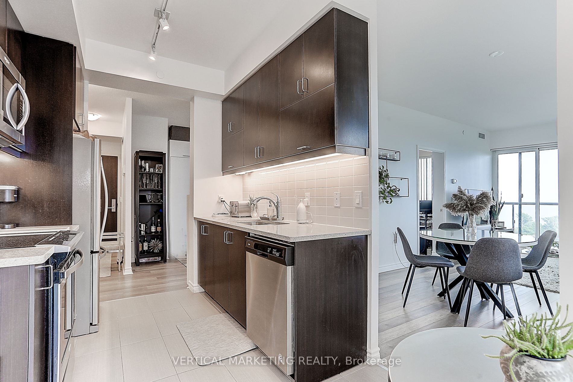 39 Annie Craig Drive, #1416