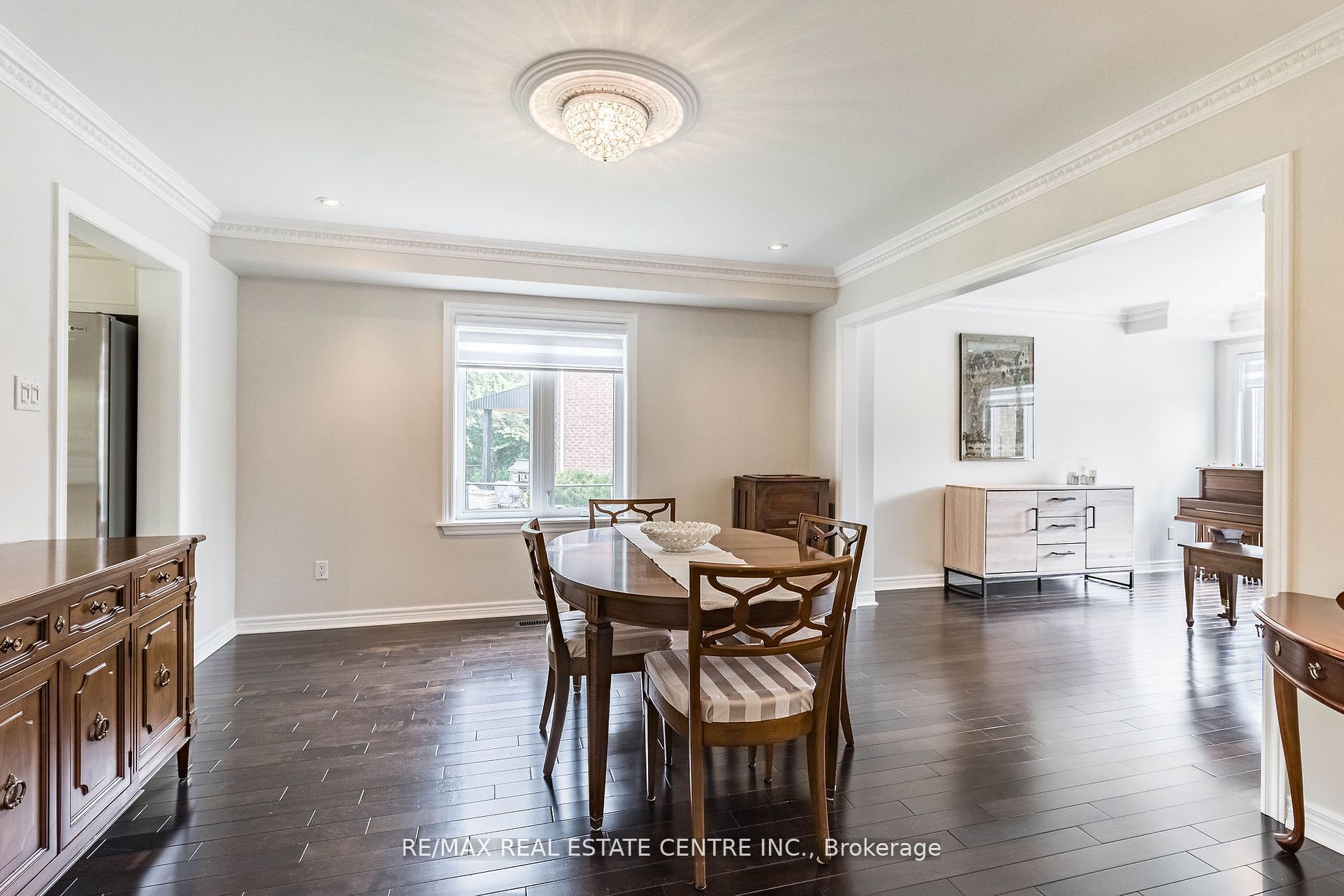 53 Samuel Crescent