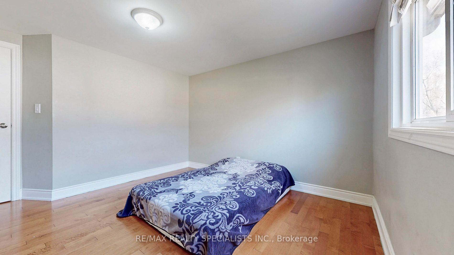 30 Myrtle Crt