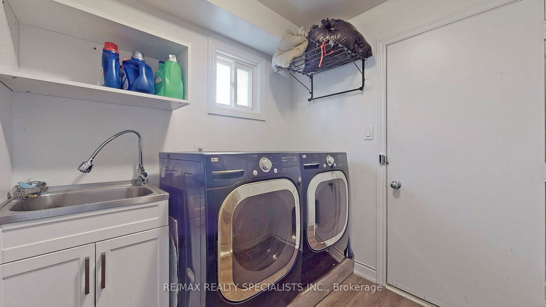 30 Myrtle Crt