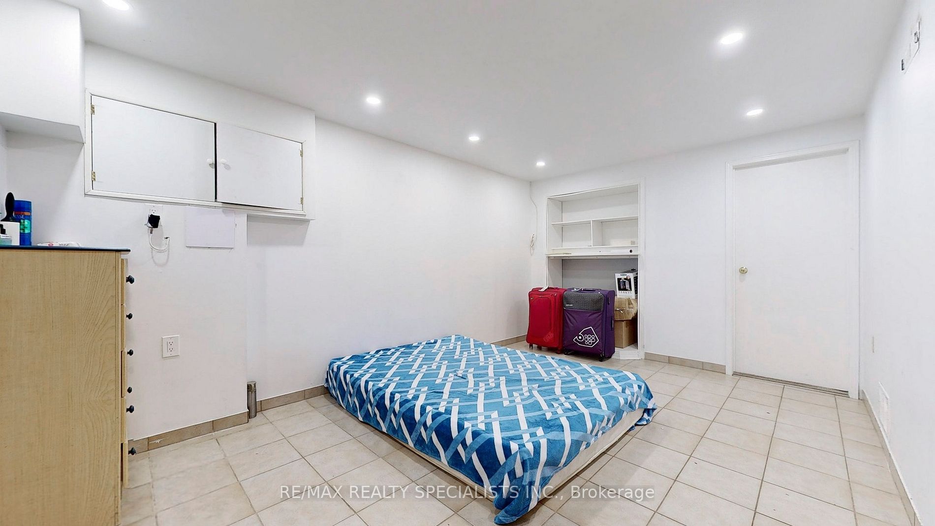30 Myrtle Crt