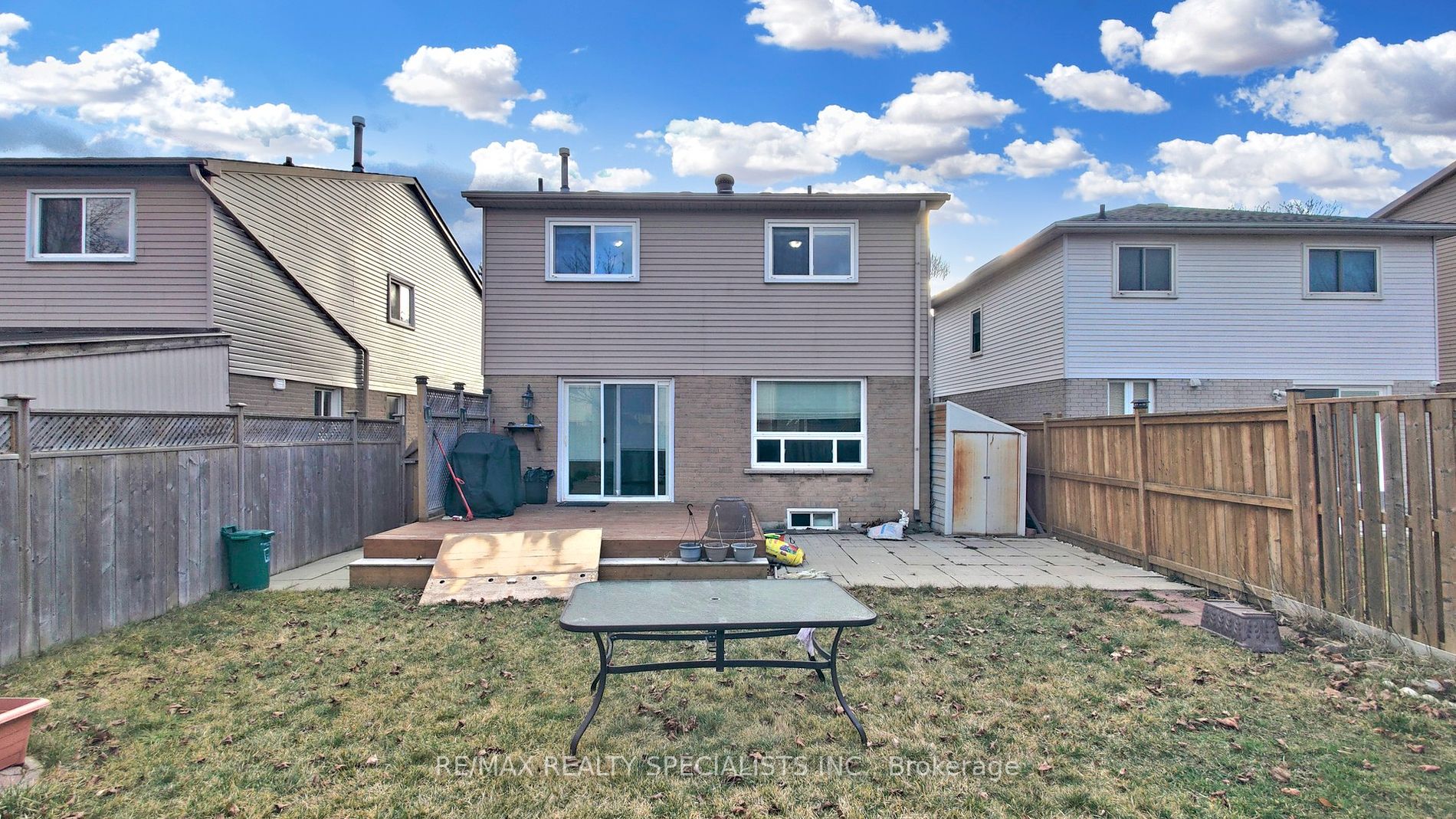30 Myrtle Crt