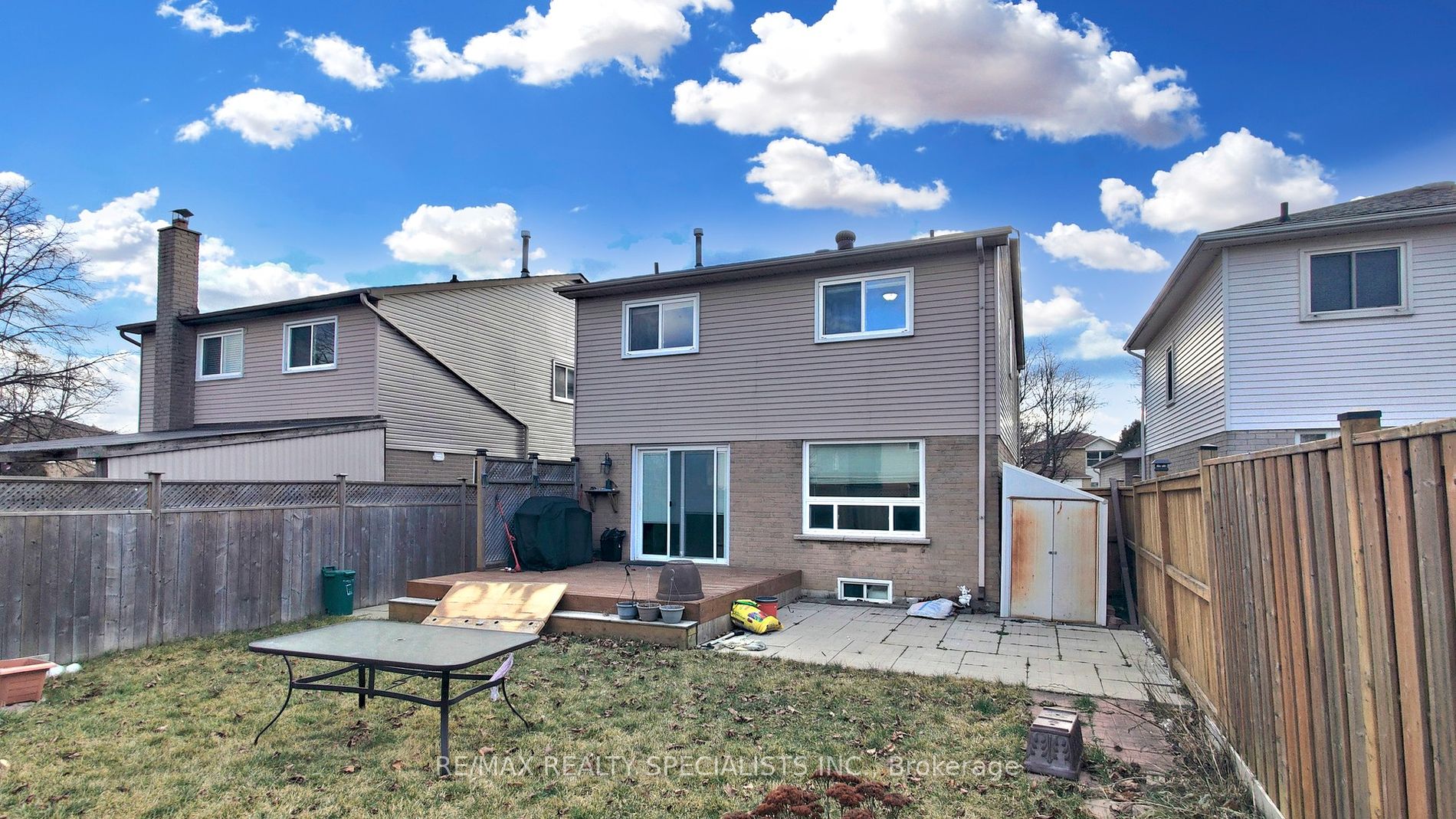 30 Myrtle Crt
