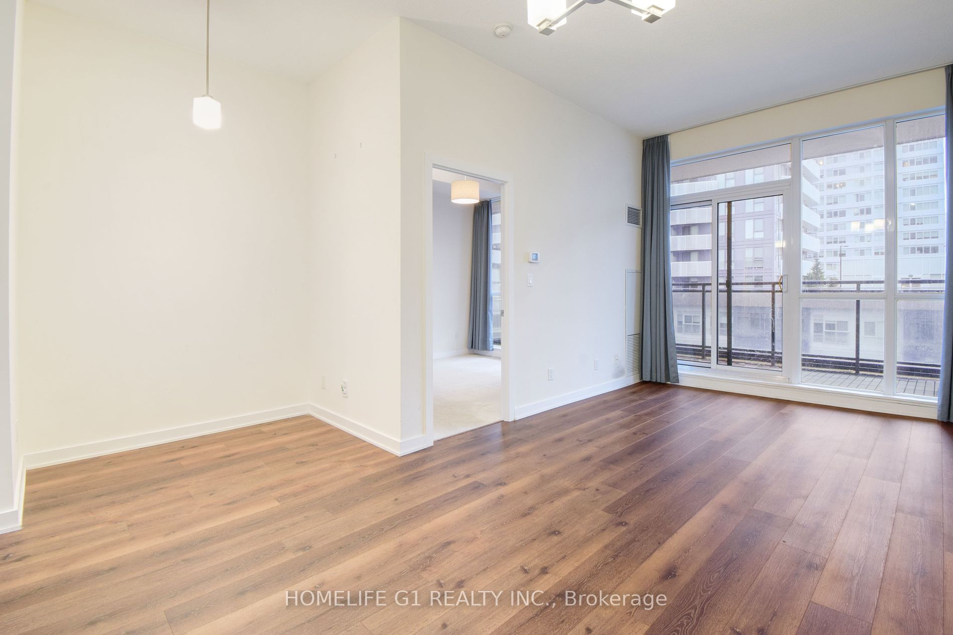 4070 Confederation Pkwy, #606