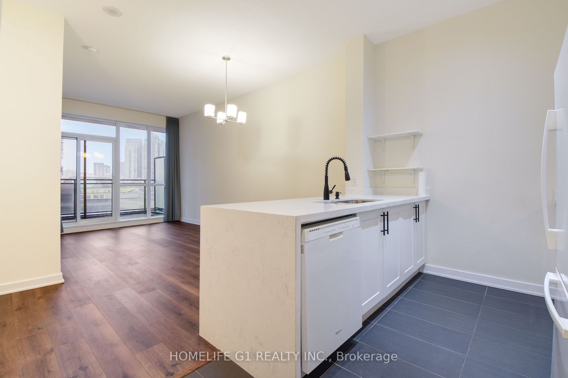 4070 Confederation Pkwy, #606
