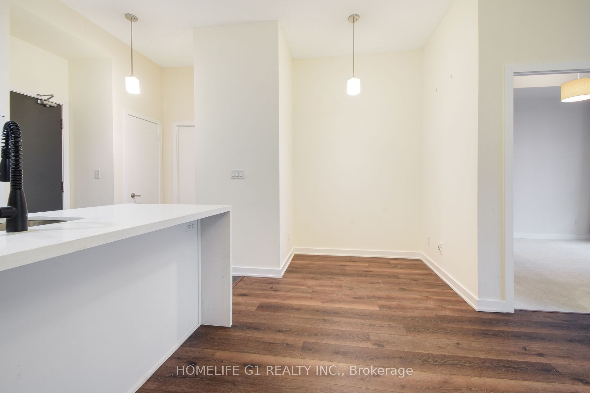 4070 Confederation Pkwy, #606