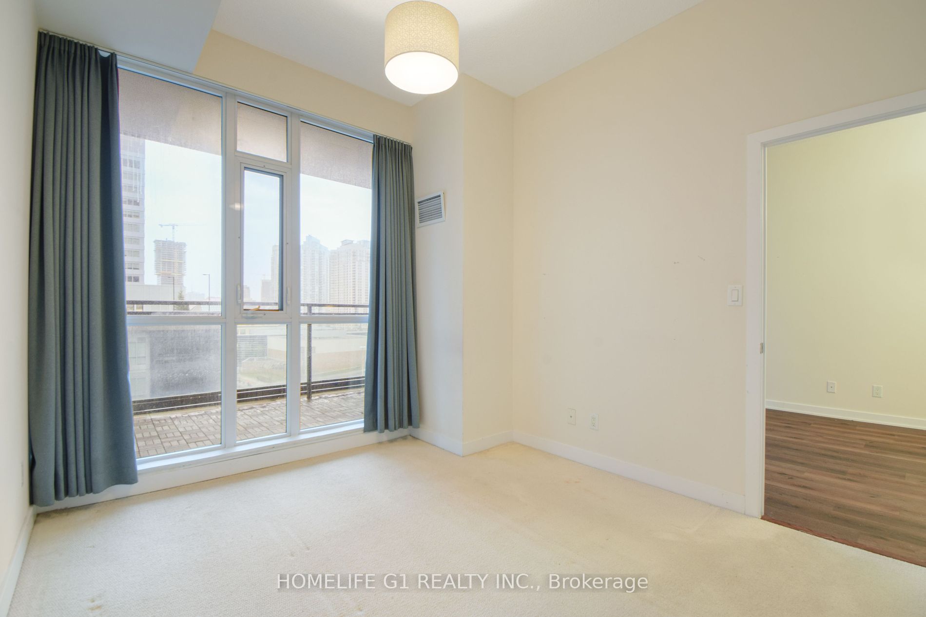 4070 Confederation Pkwy, #606