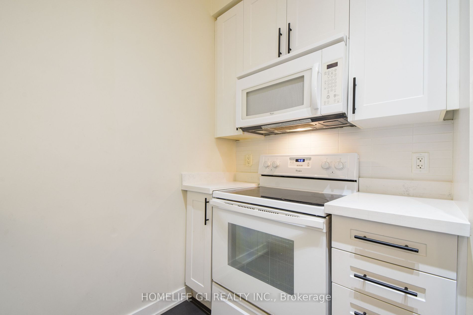 4070 Confederation Pkwy, #606