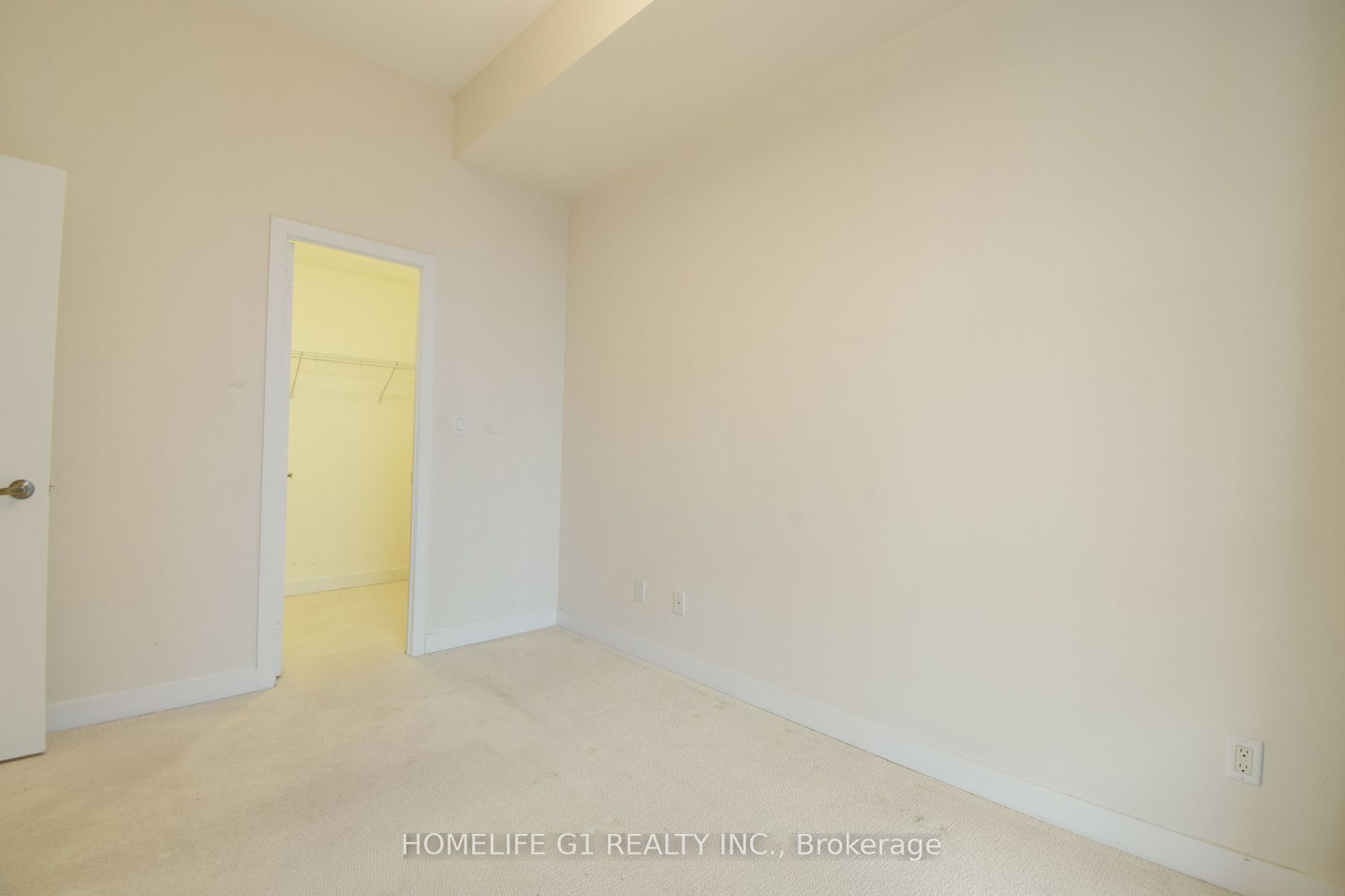 4070 Confederation Pkwy, #606