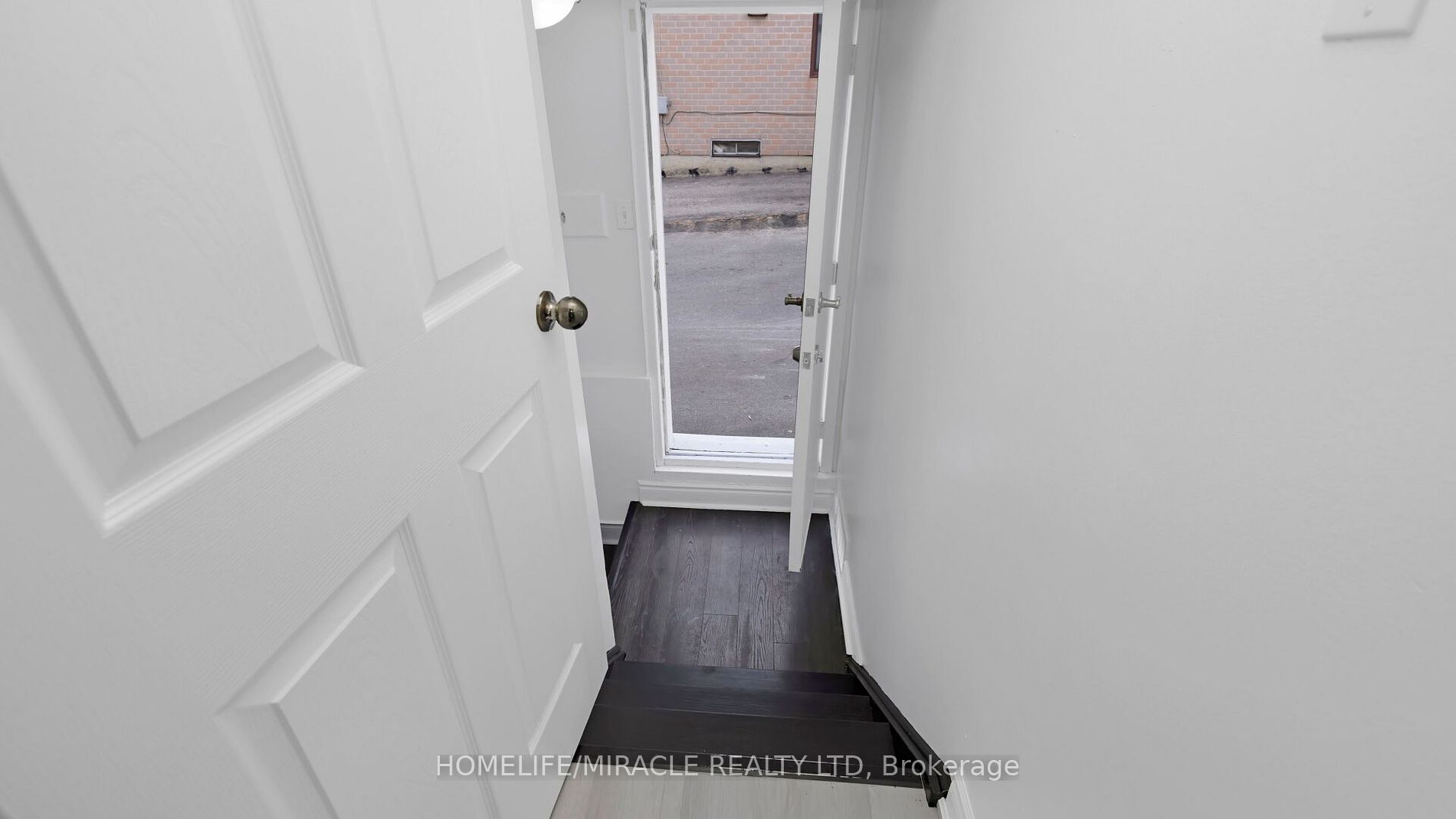 15 Horatio Court