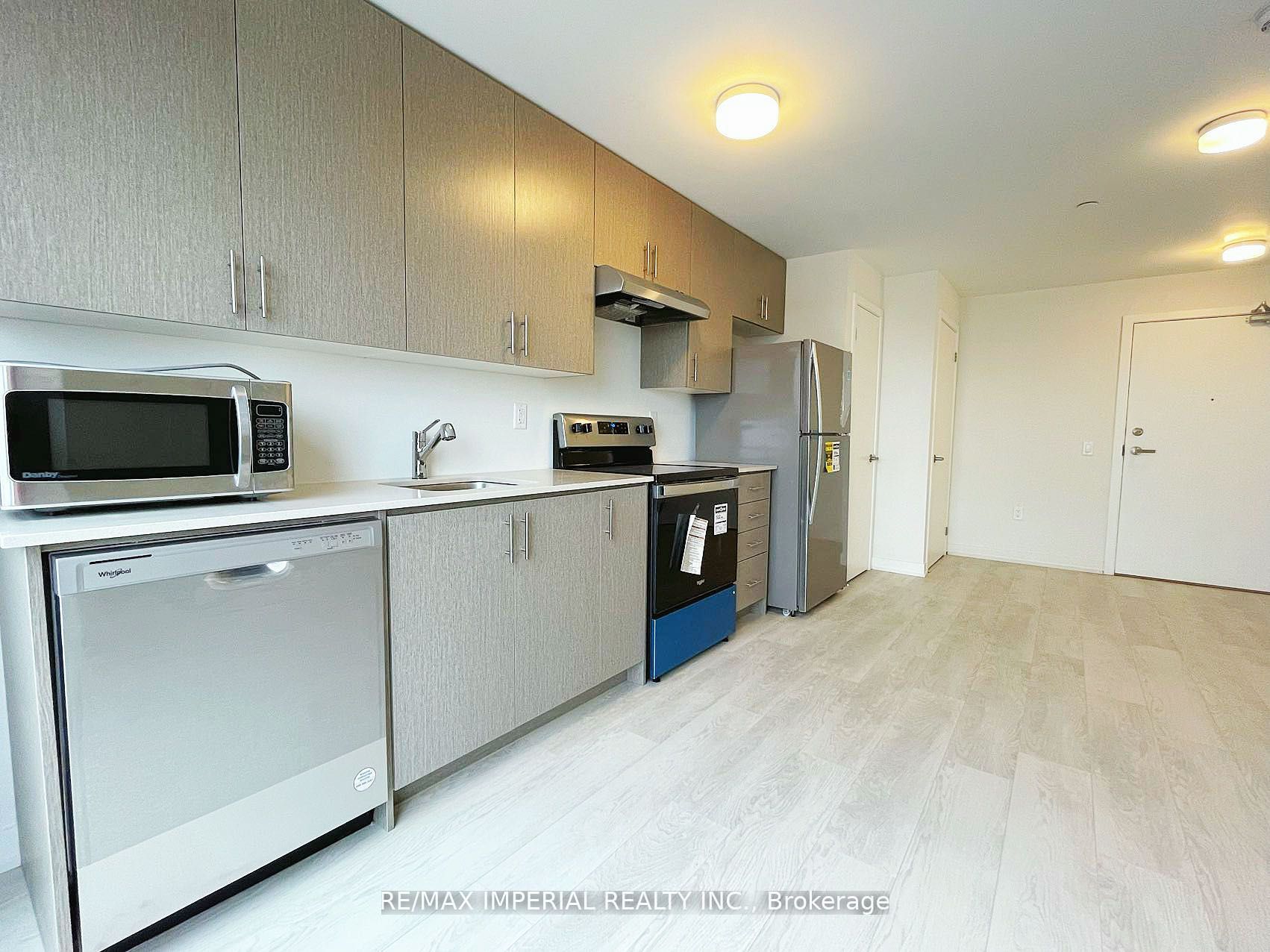 3401 Ridgeway Drive W, #420