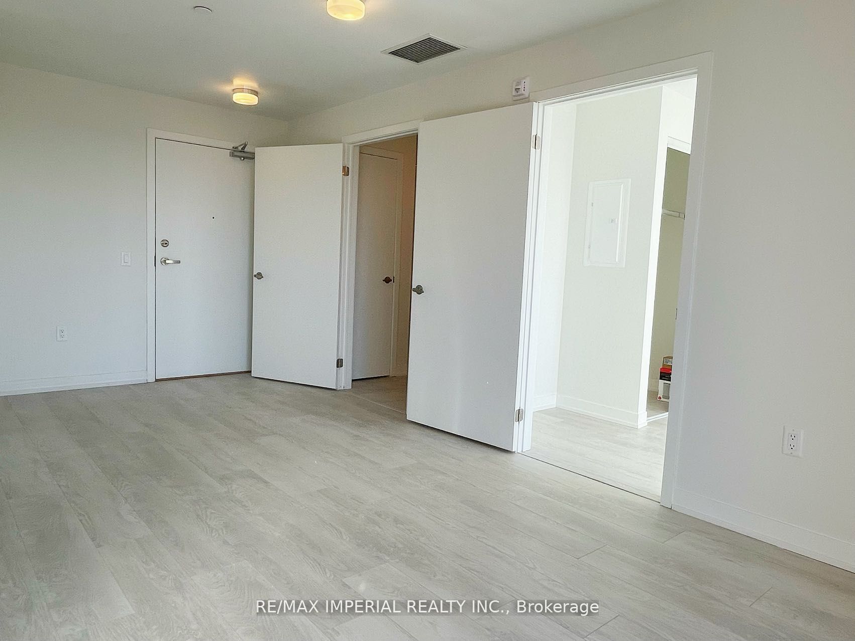 3401 Ridgeway Drive W, #420