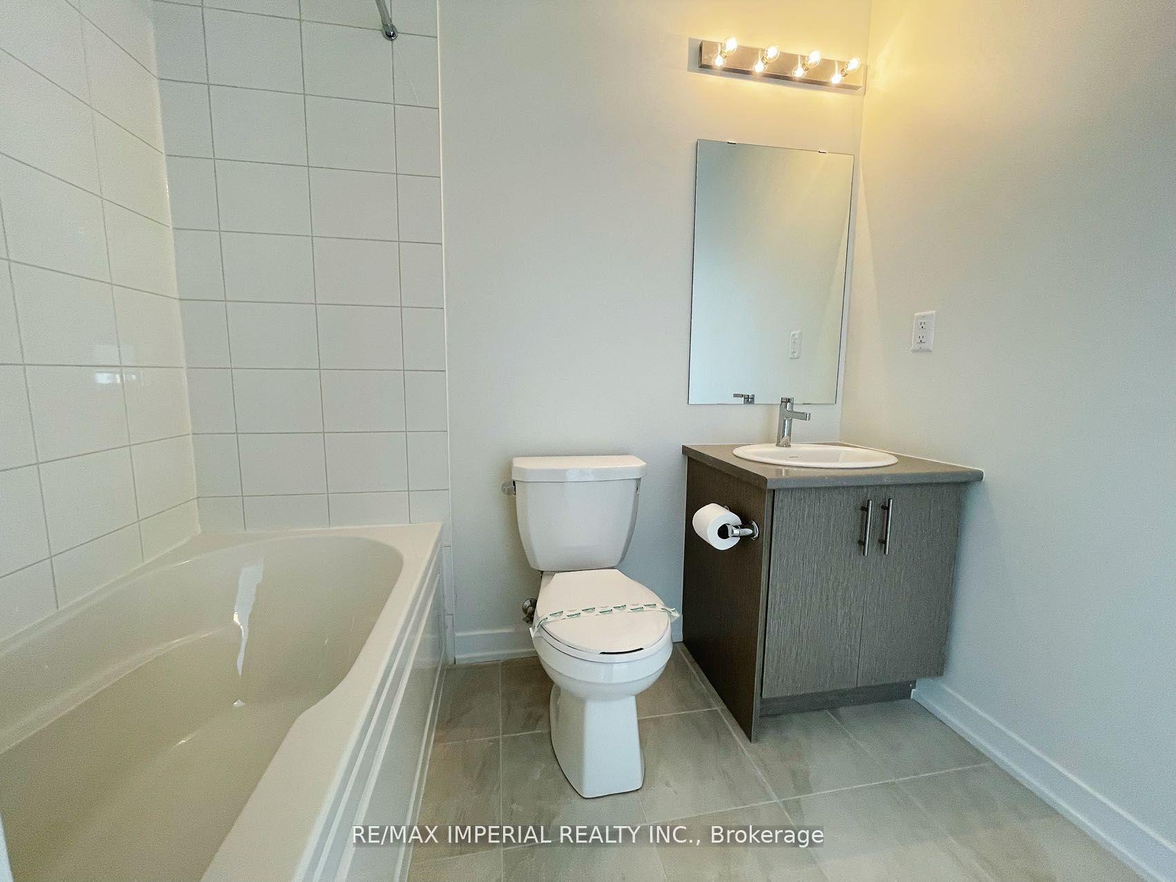 3401 Ridgeway Drive W, #420