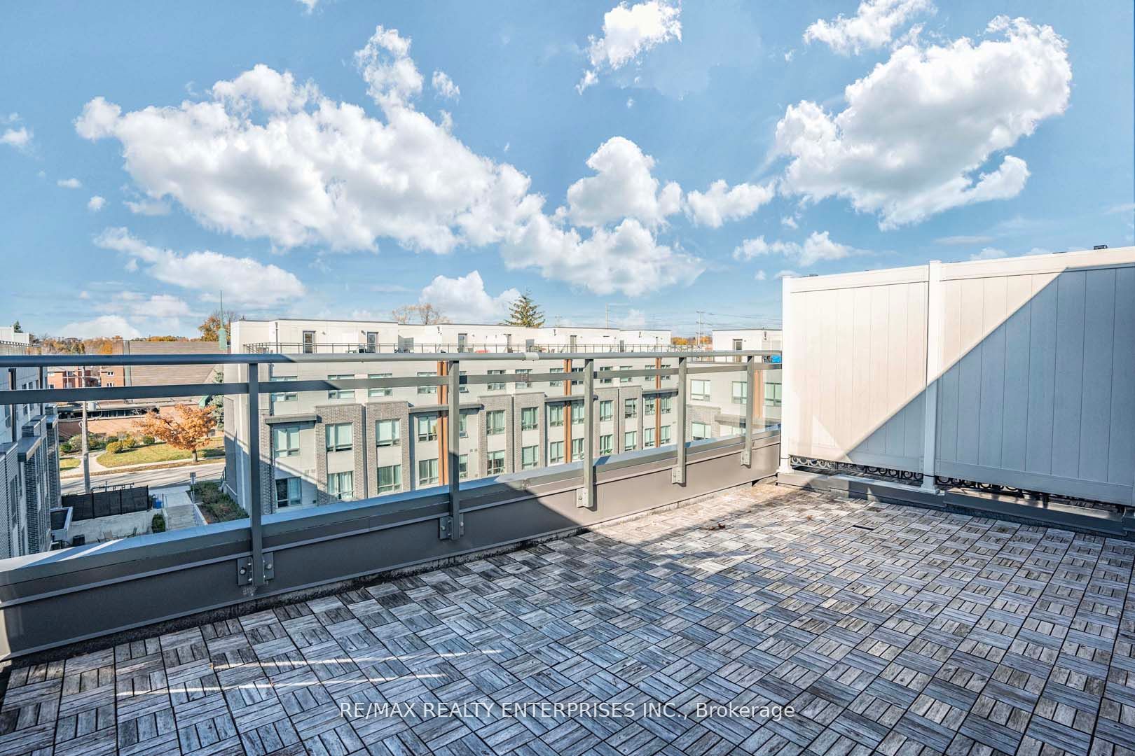 650 Atwater Avenue, #16