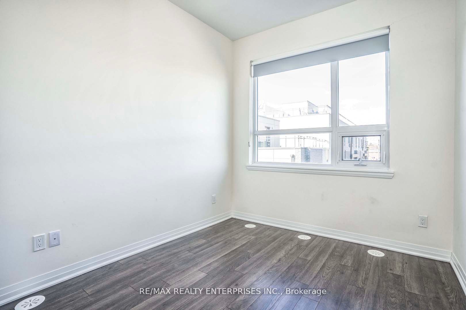 650 Atwater Avenue, #16