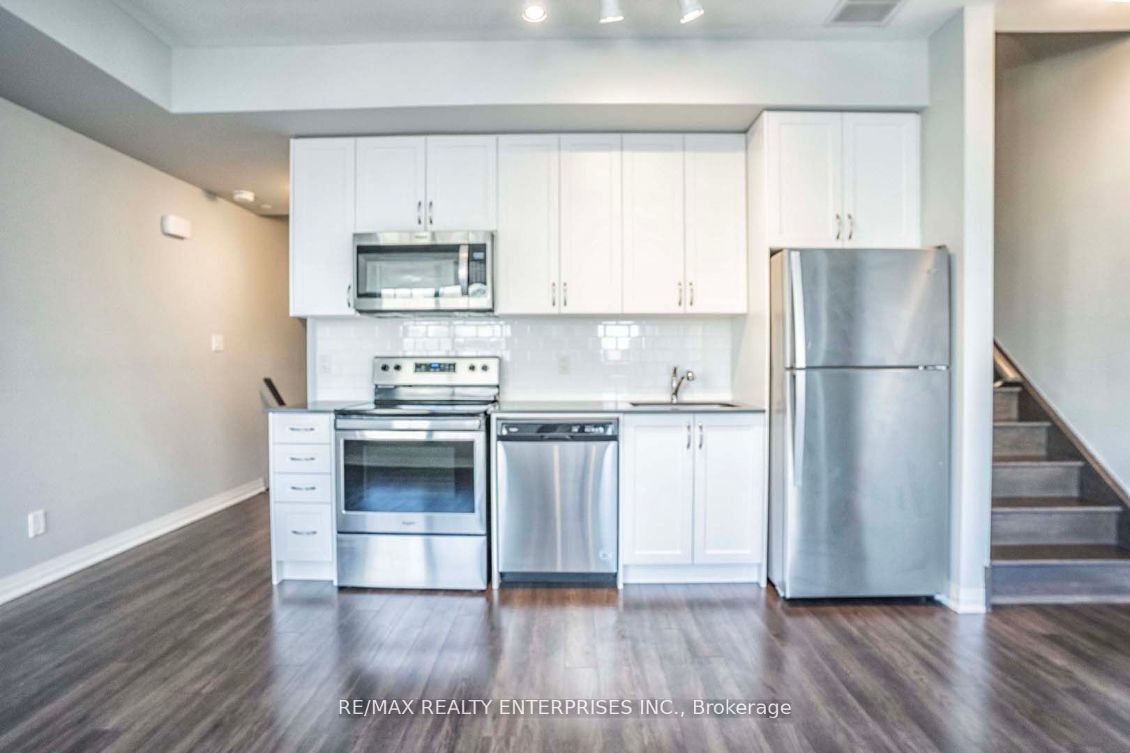 650 Atwater Avenue, #16