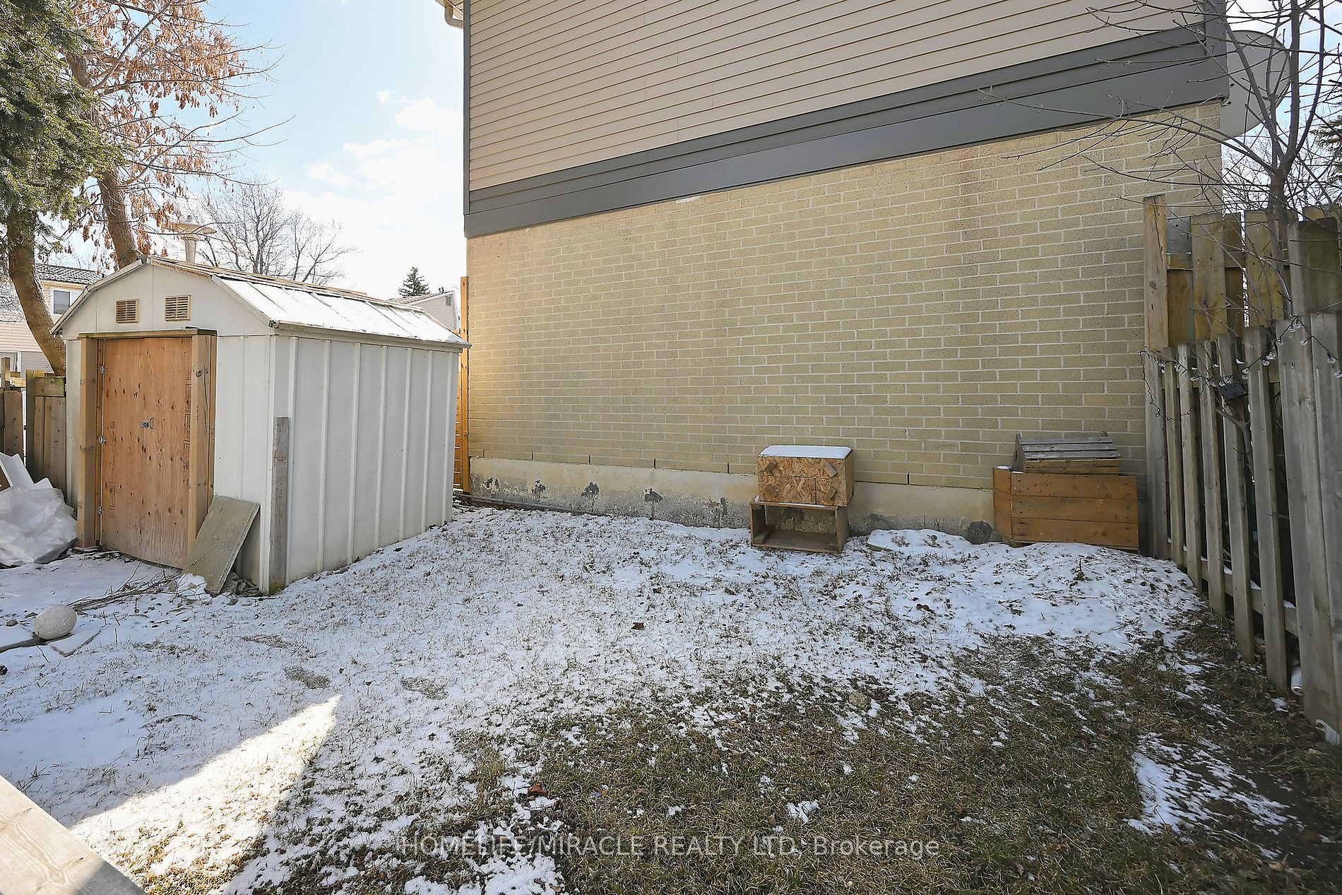 48 Grand Valley Dr